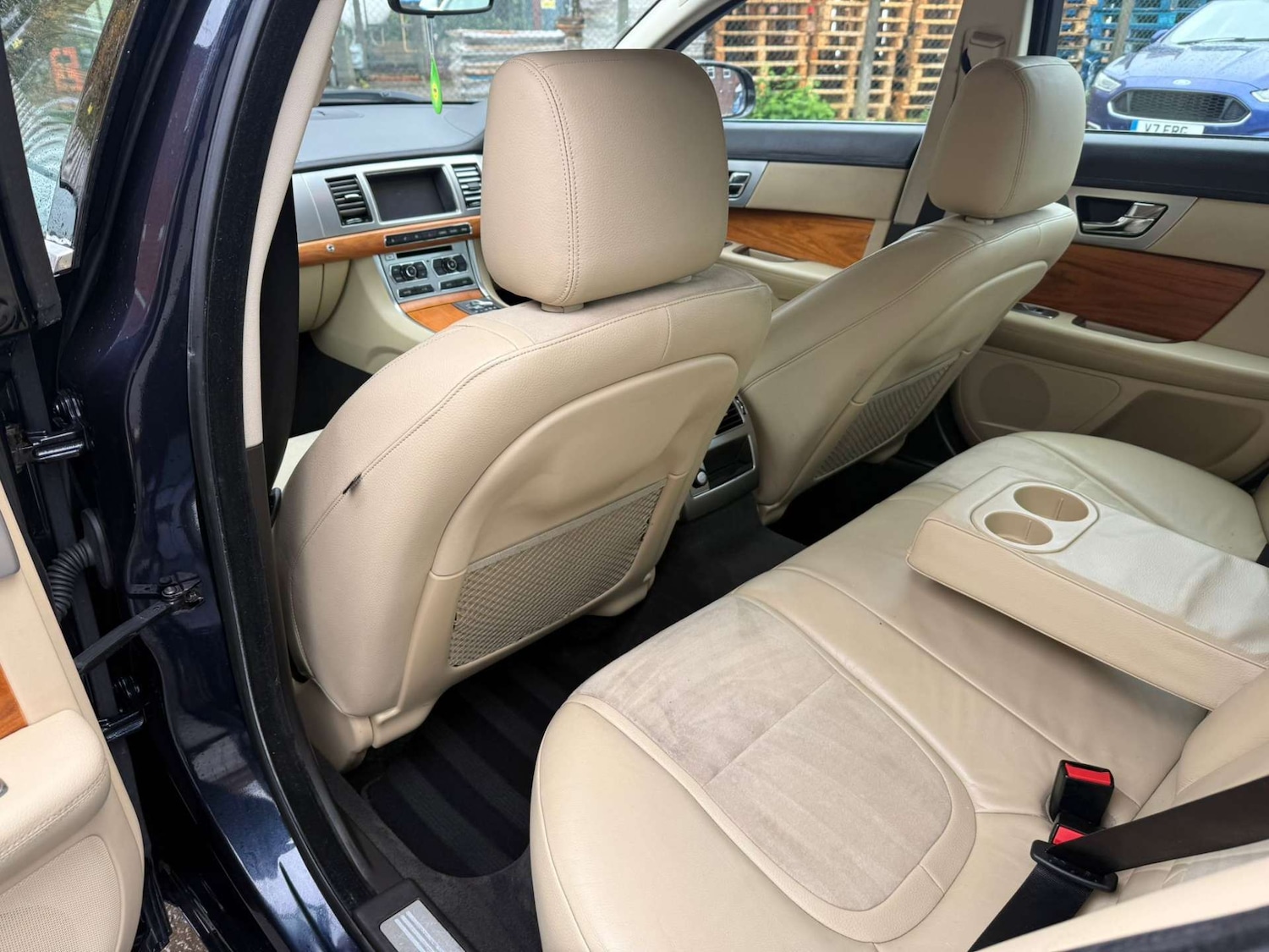 Used Jaguar XF 2011 for sale - 76362935: Photo 19