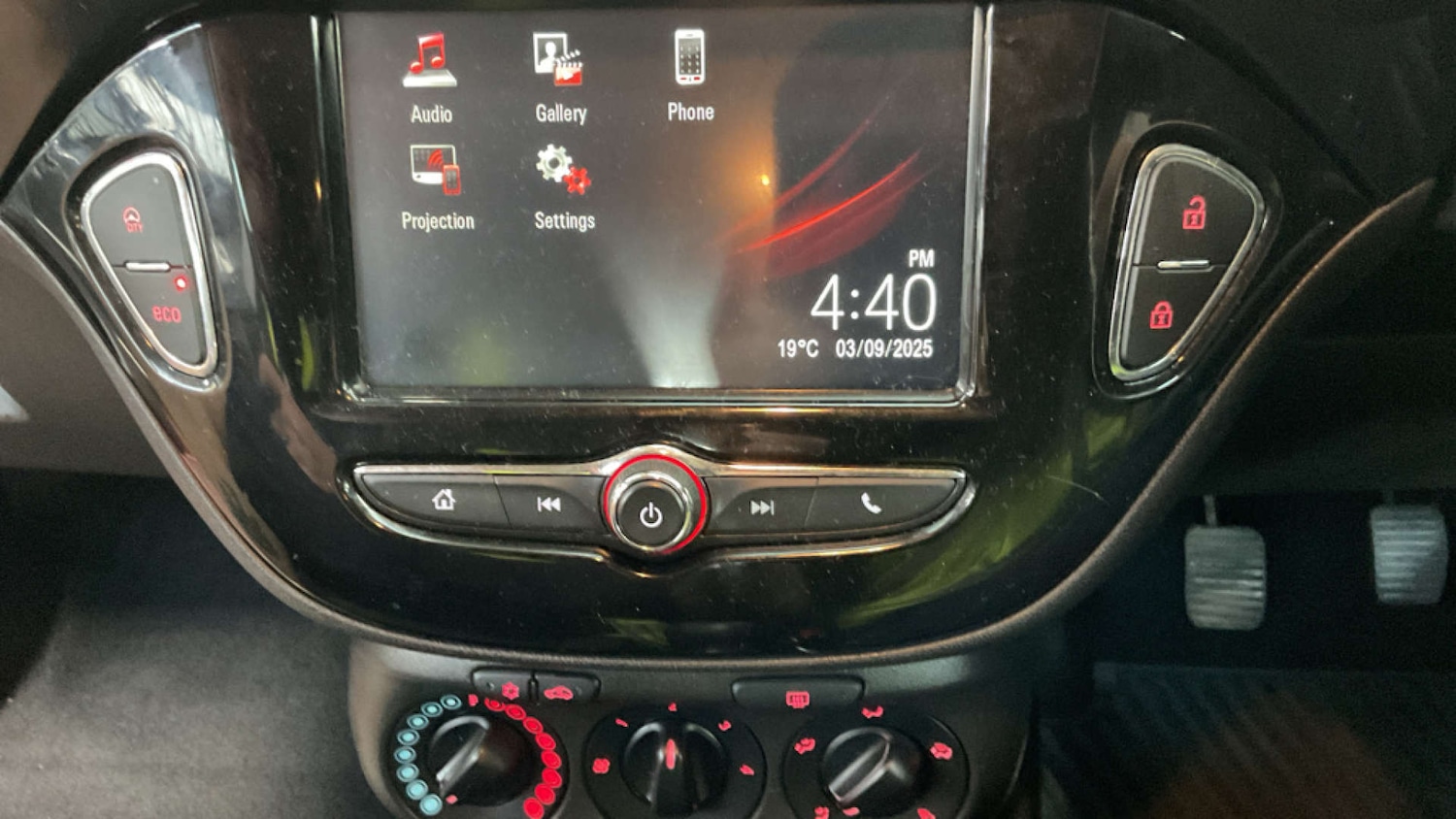 Used Vauxhall Corsa 2017 for sale - 76362939: Photo 10