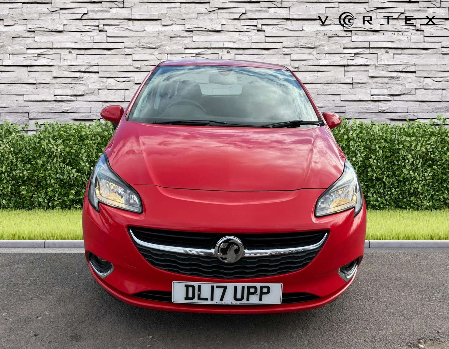 Used Vauxhall Corsa 2017 for sale - 76362939: Photo 2
