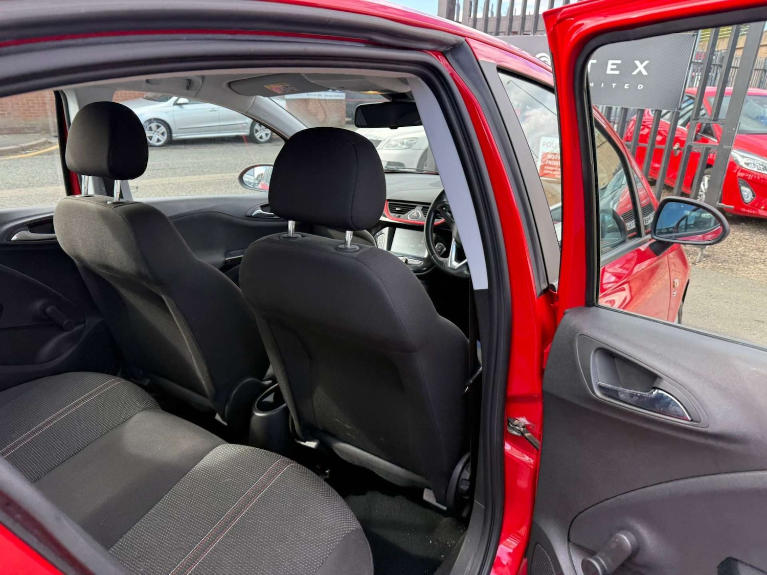 Used Vauxhall Corsa 2017 for sale - 76362939: Photo 29
