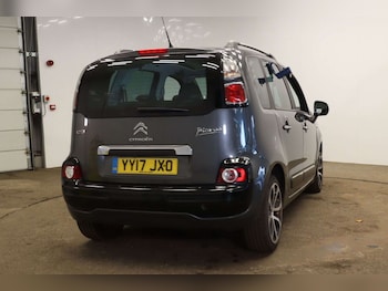 Used Citroen C3 Picasso 2017 for sale - 76362941: Photo