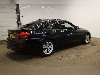 Used BMW 3 Series 2017 for sale - 76362940: Photo