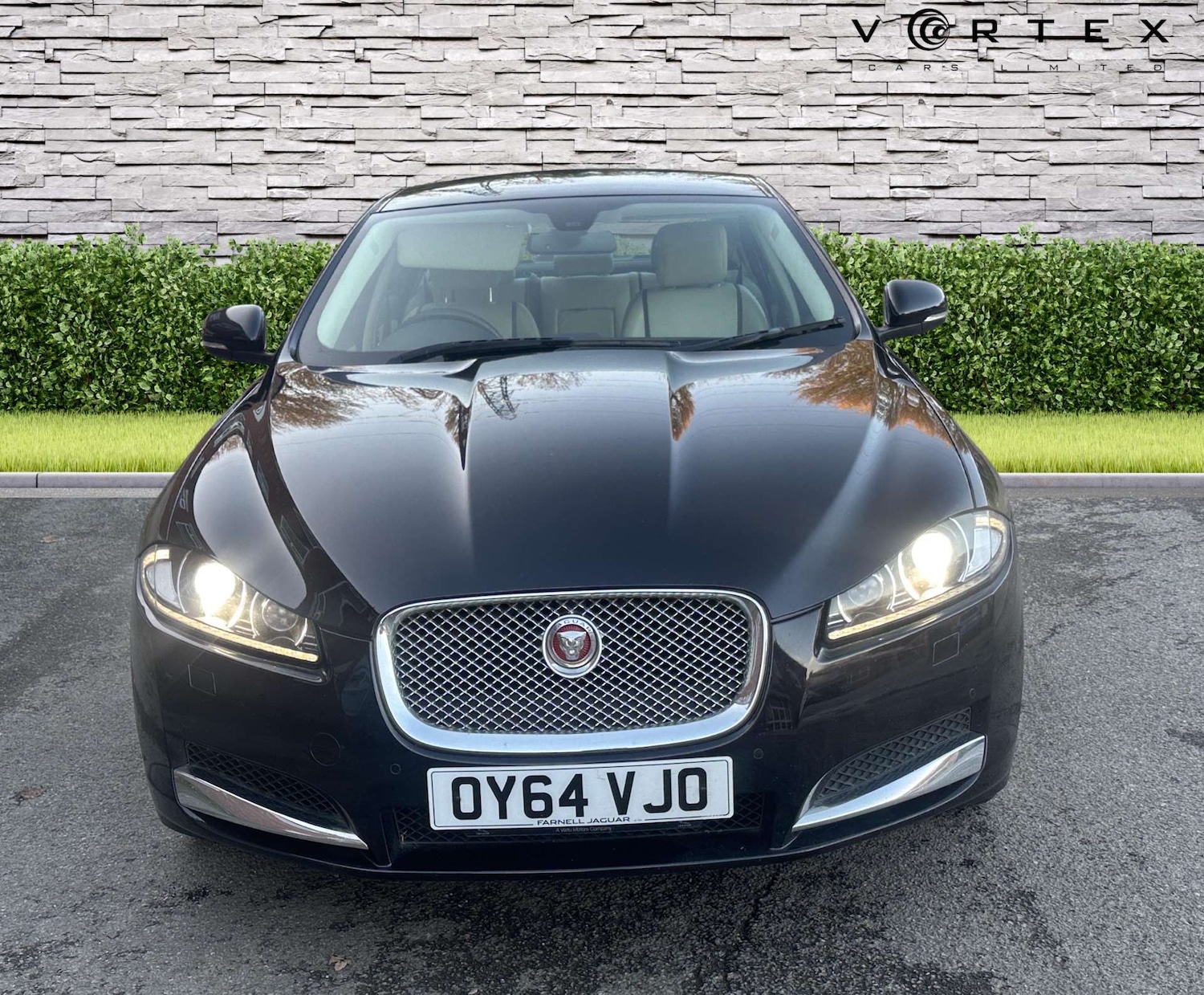 Used Jaguar XF 2014 for sale - 76601318: Photo 2