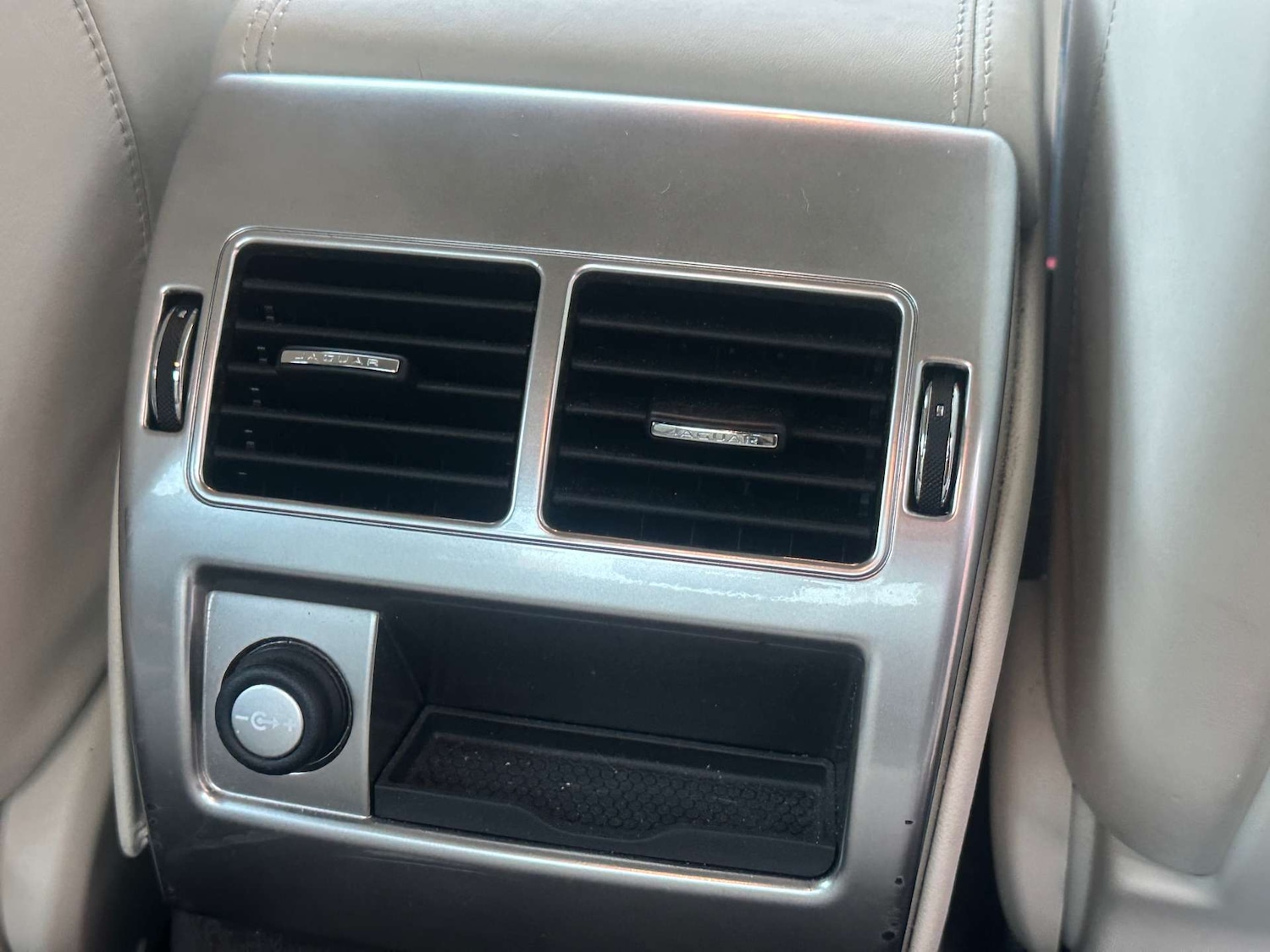 Used Jaguar XF 2014 for sale - 76601318: Photo 21