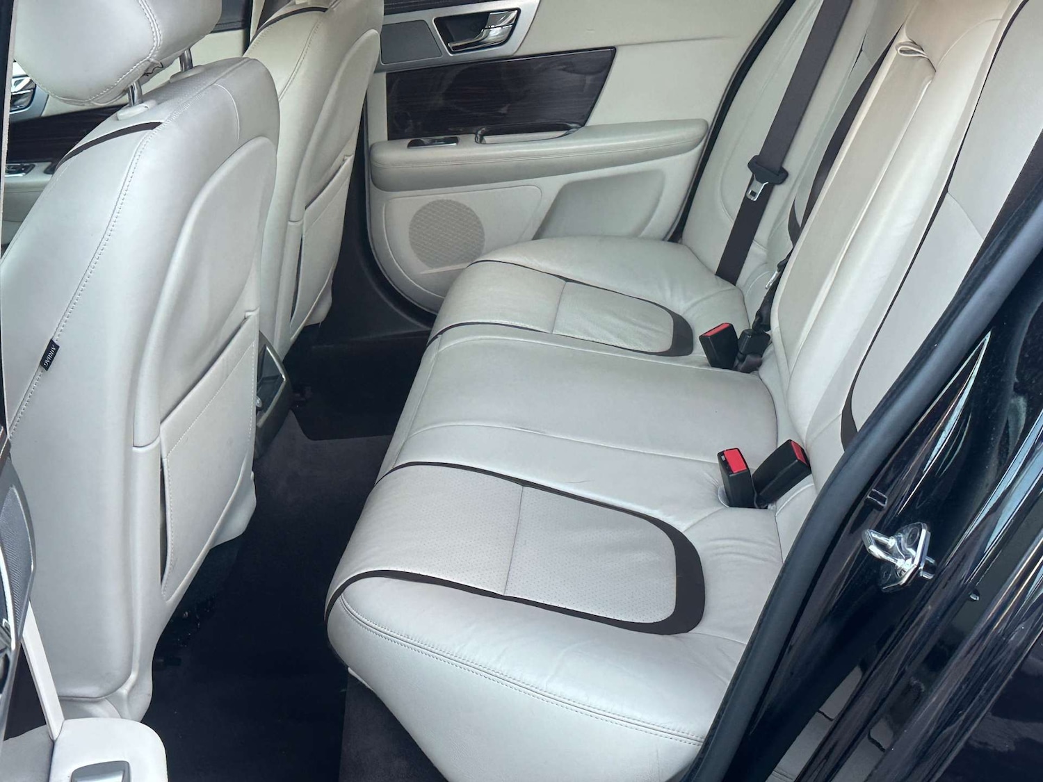 Used Jaguar XF 2014 for sale - 76601318: Photo 22