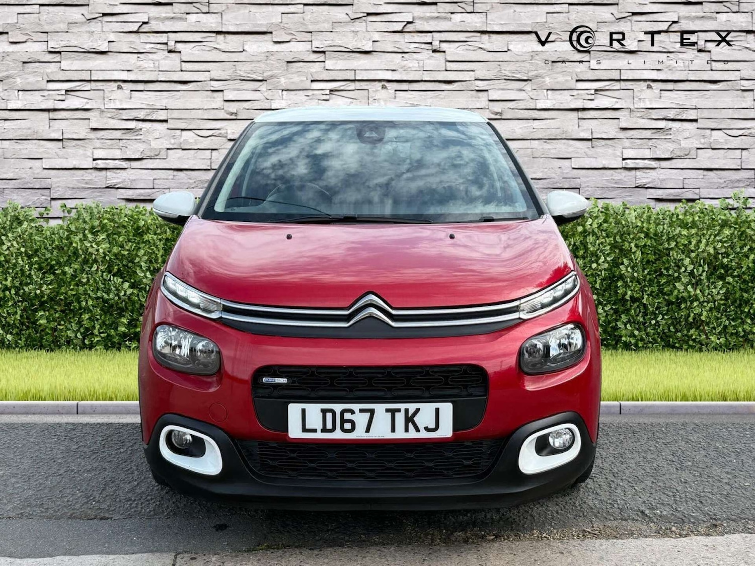 Used Citroen C3 2017 for sale - 76362936: Photo 2