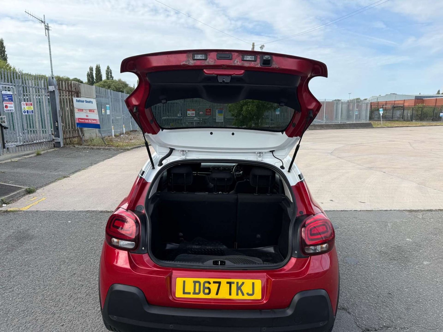 Used Citroen C3 2017 for sale - 76362936: Photo 26
