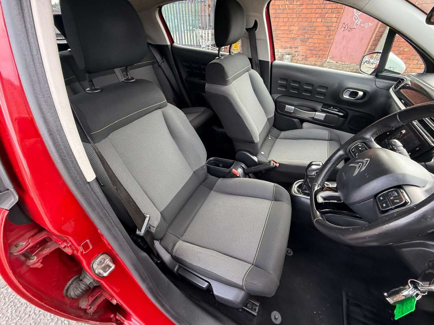 Used Citroen C3 2017 for sale - 76362936: Photo 32