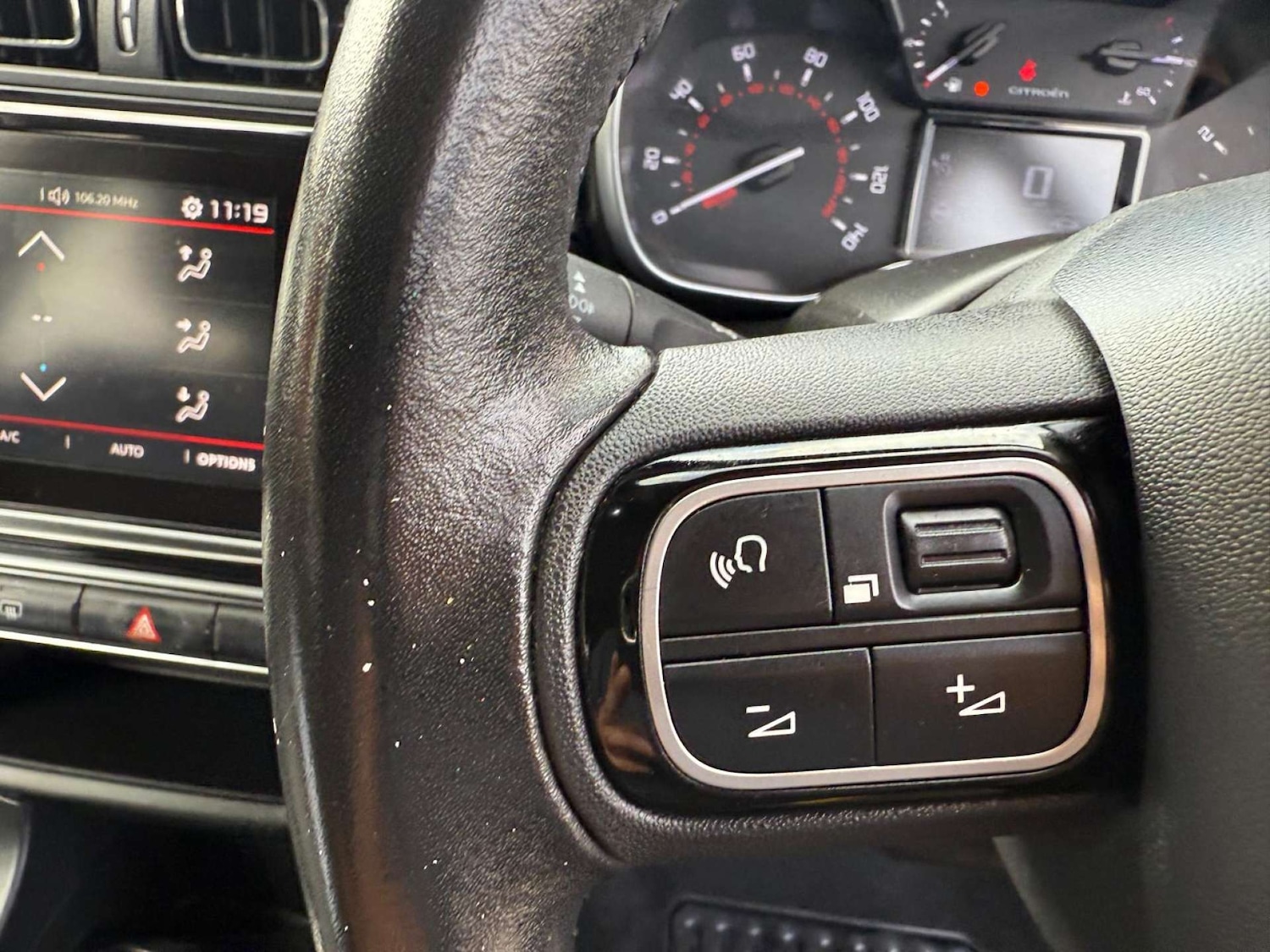 Used Citroen C3 2017 for sale - 76362936: Photo 33