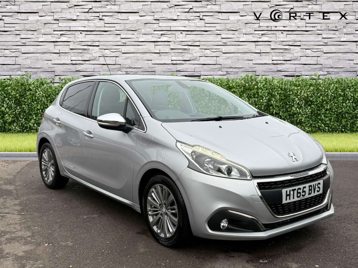 Used Peugeot 208 2016 for sale - 76362923: Photo 1