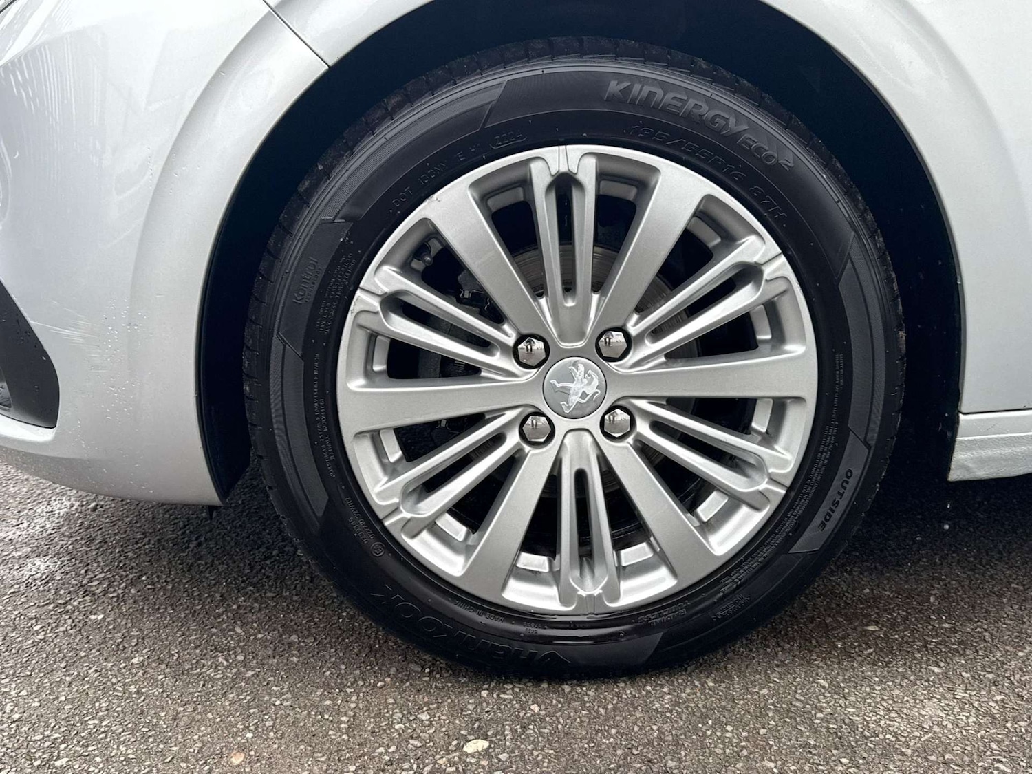 Used Peugeot 208 2016 for sale - 76362923: Photo 15