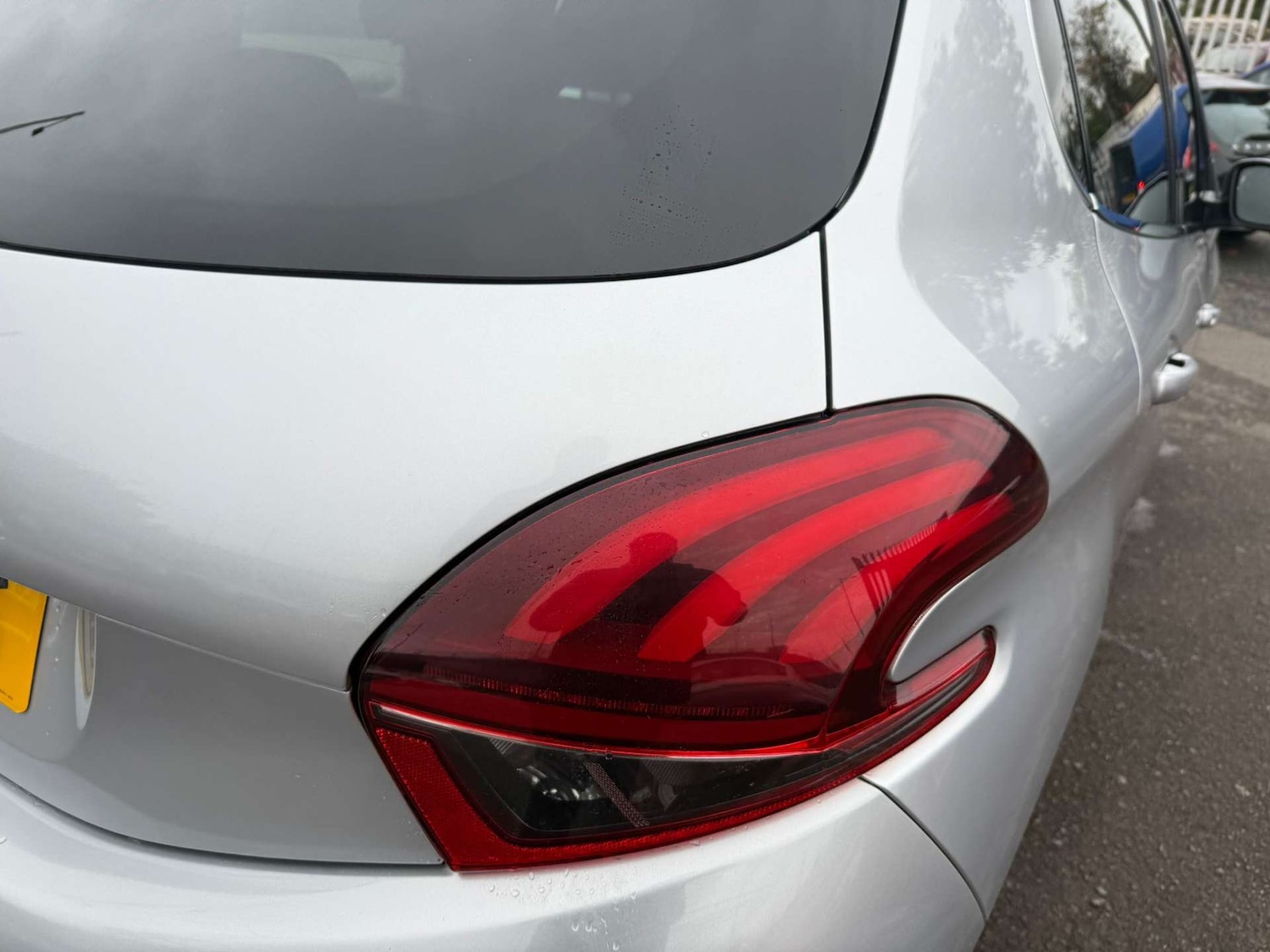 Used Peugeot 208 2016 for sale - 76362923: Photo 20