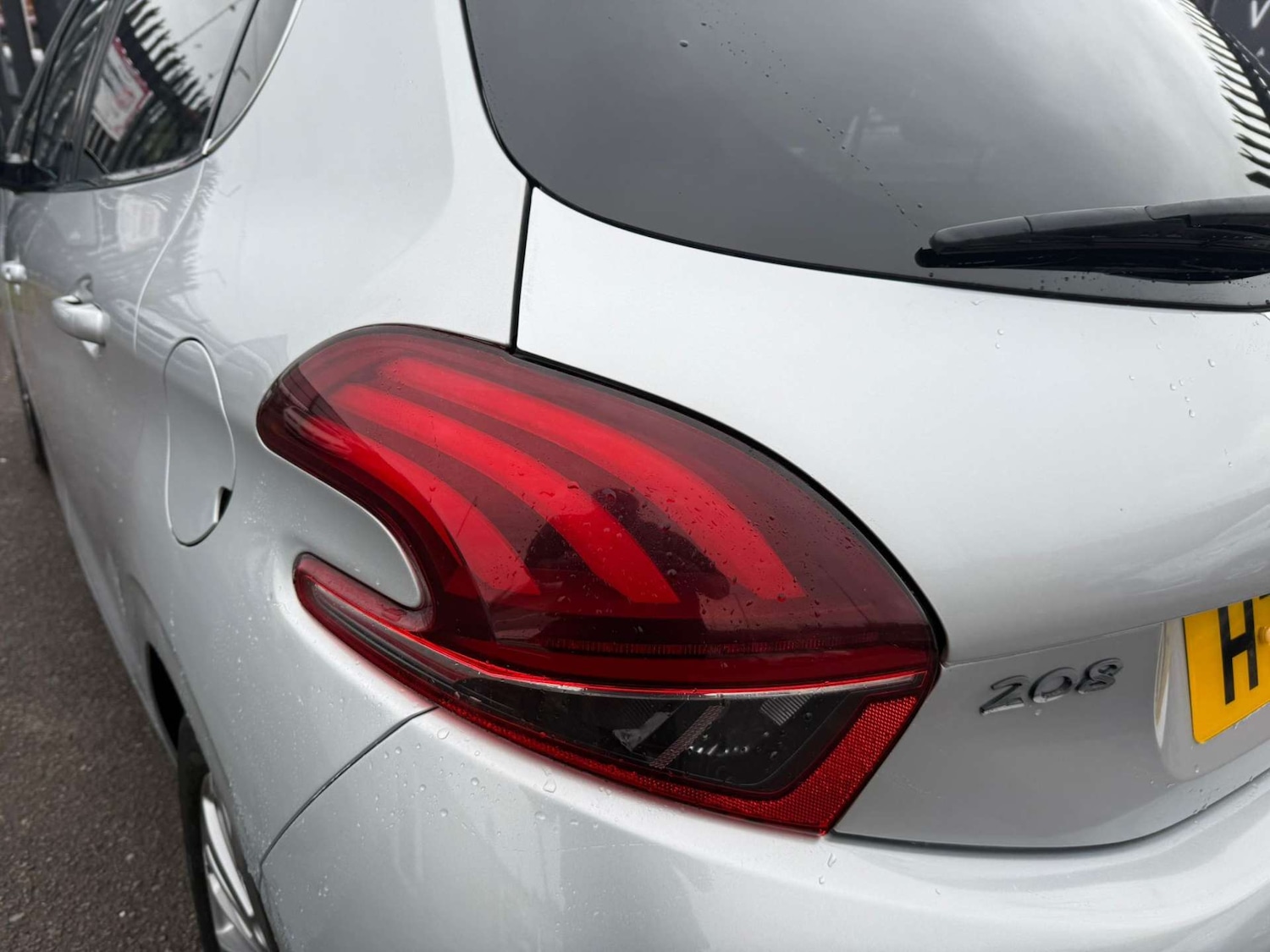 Used Peugeot 208 2016 for sale - 76362923: Photo 21