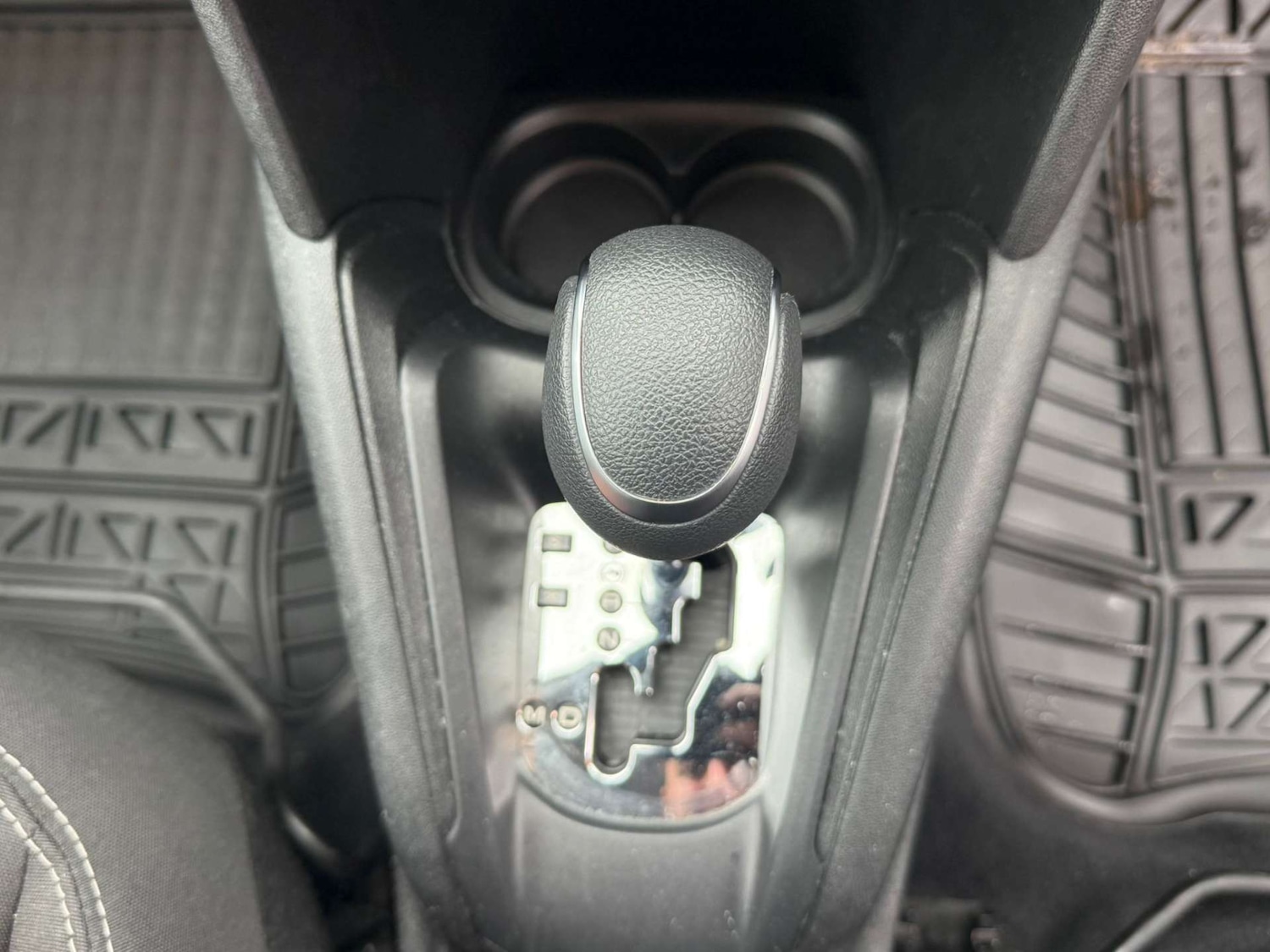 Used Peugeot 208 2016 for sale - 76362923: Photo 45