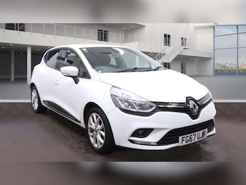 Used Renault Clio 2017 for sale - 76451737: Photo