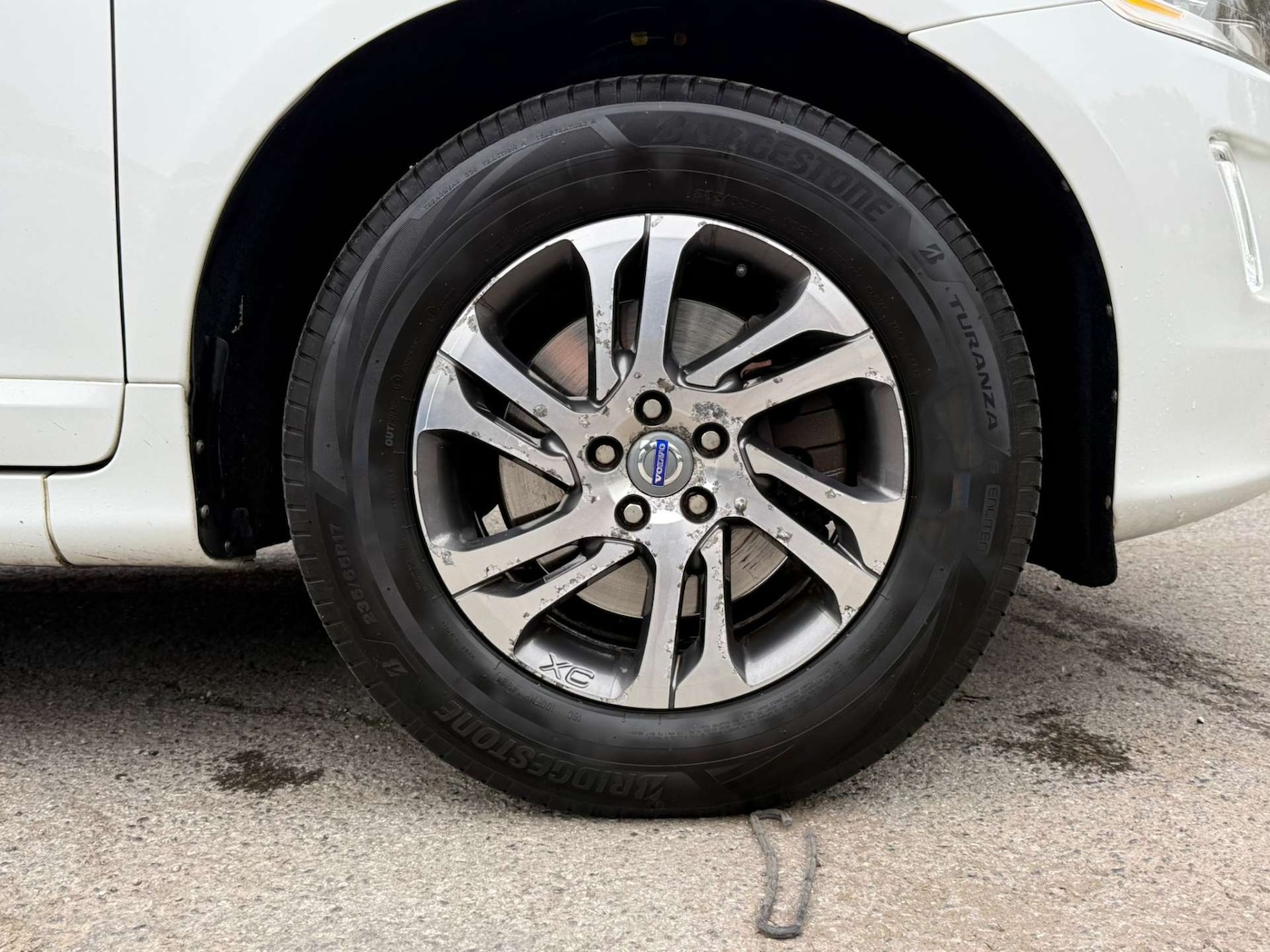 Used Volvo XC60 2014 for sale - 76362958: Photo 11