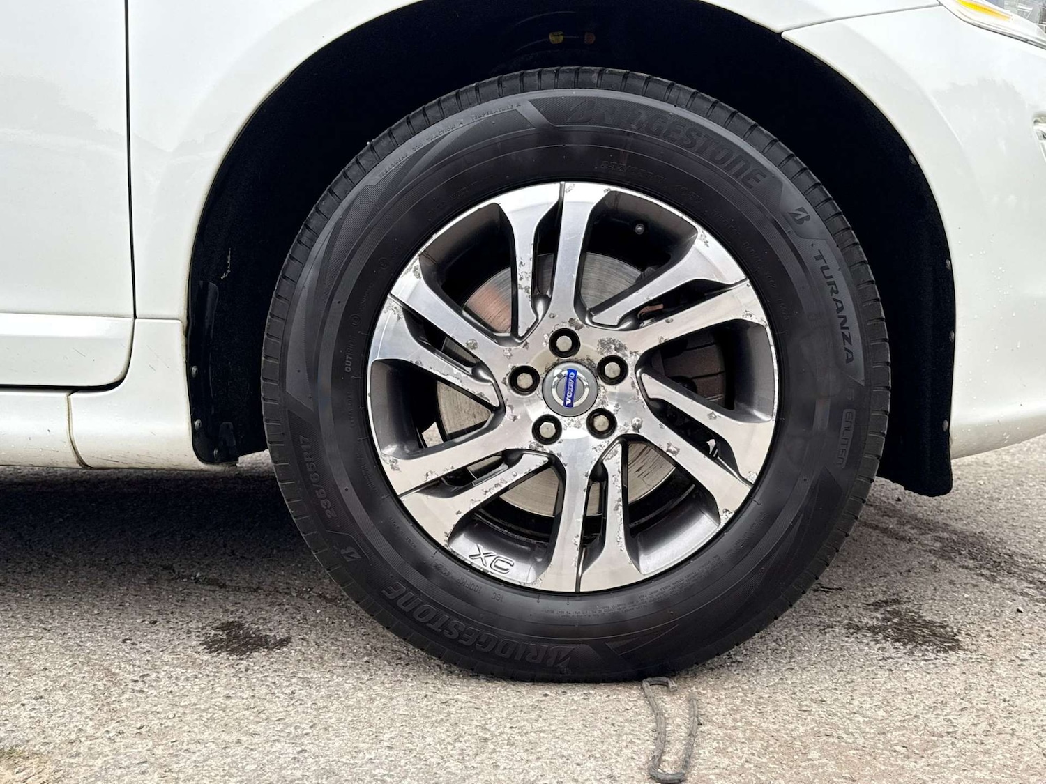 Used Volvo XC60 2014 for sale - 76362958: Photo 14