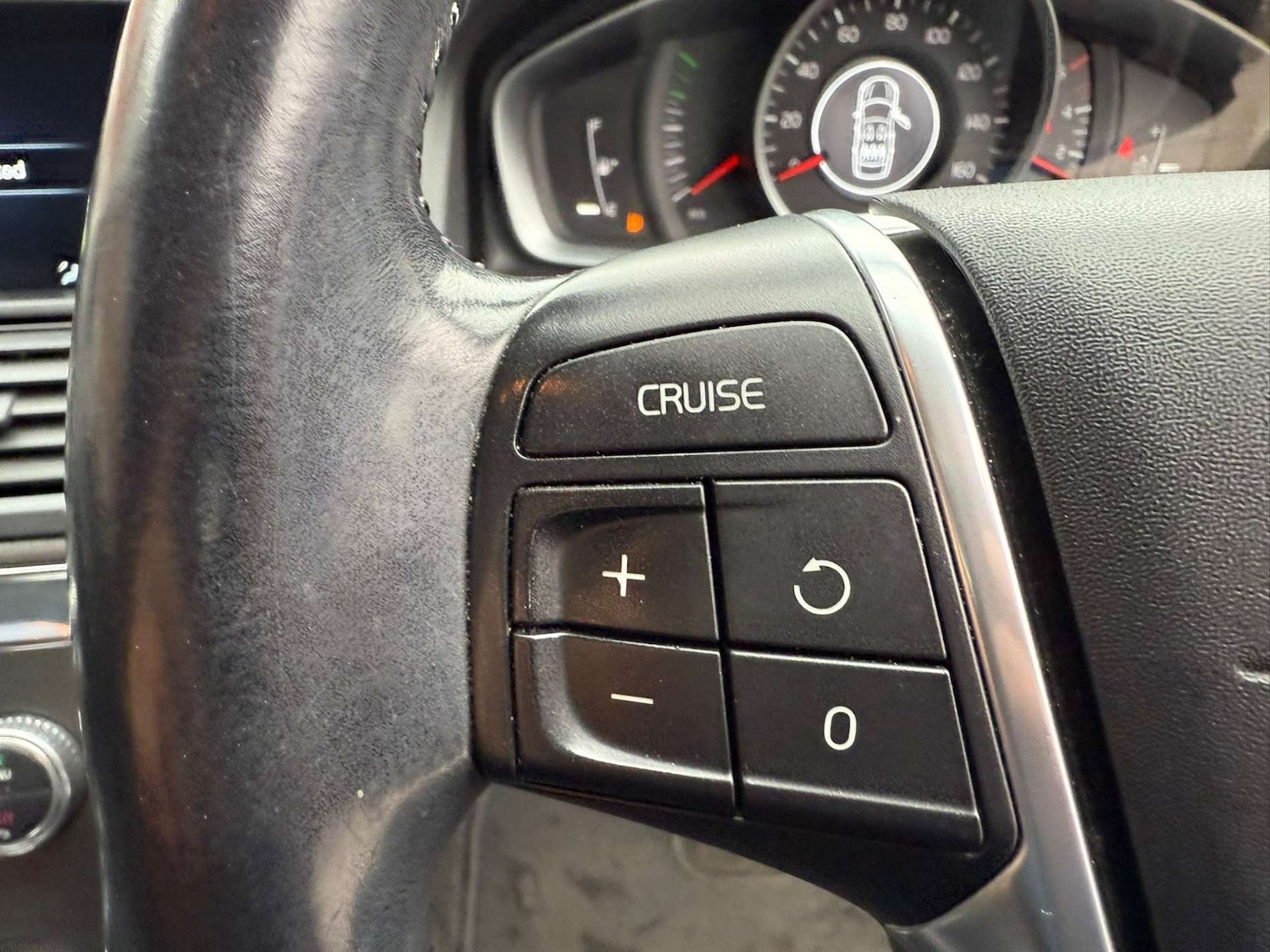 Used Volvo XC60 2014 for sale - 76362958: Photo 40