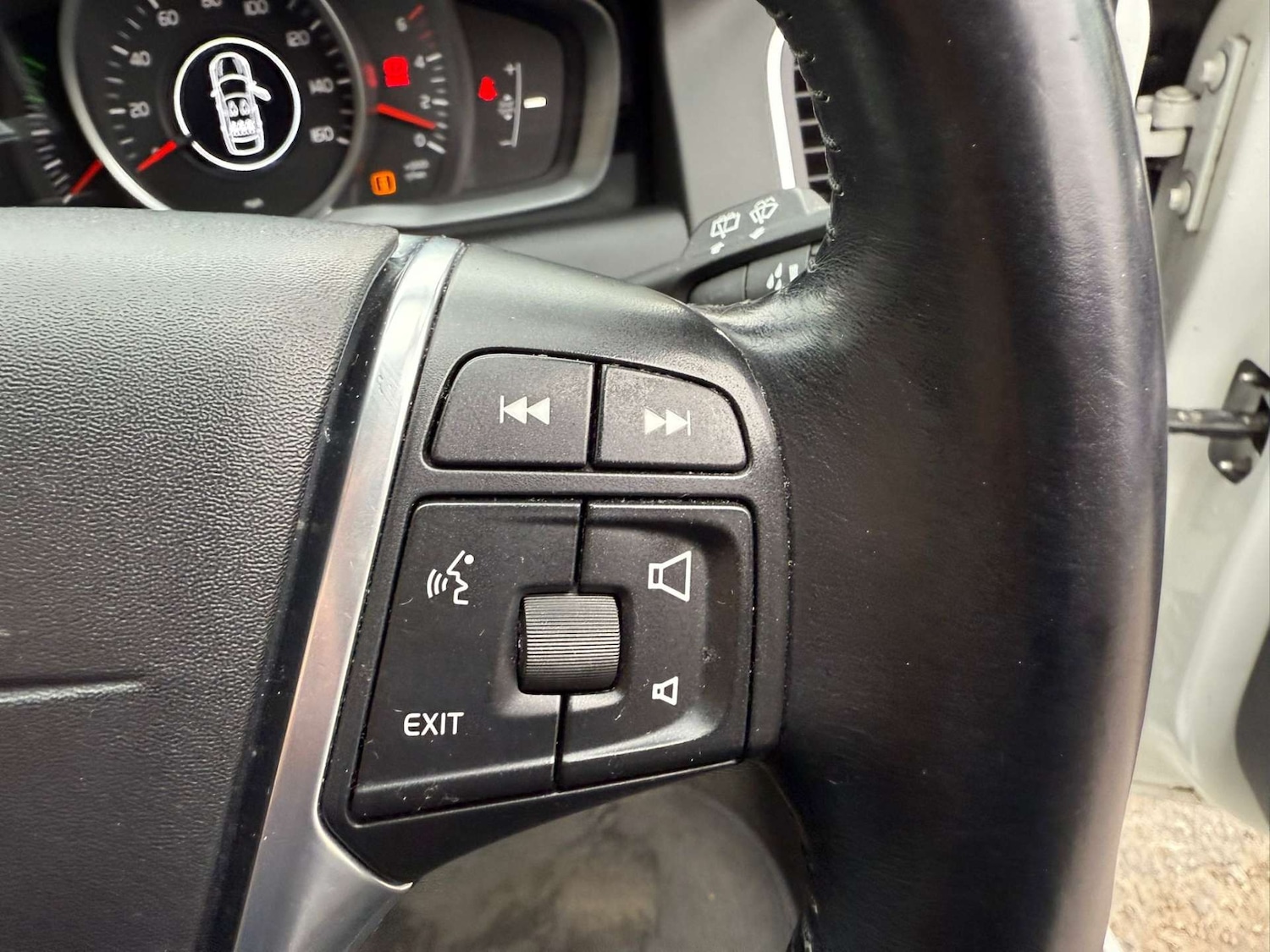 Used Volvo XC60 2014 for sale - 76362958: Photo 41