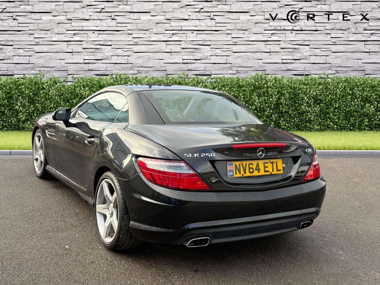 Used Mercedes-Benz SLK 2015 for sale - 76462081: Photo 9
