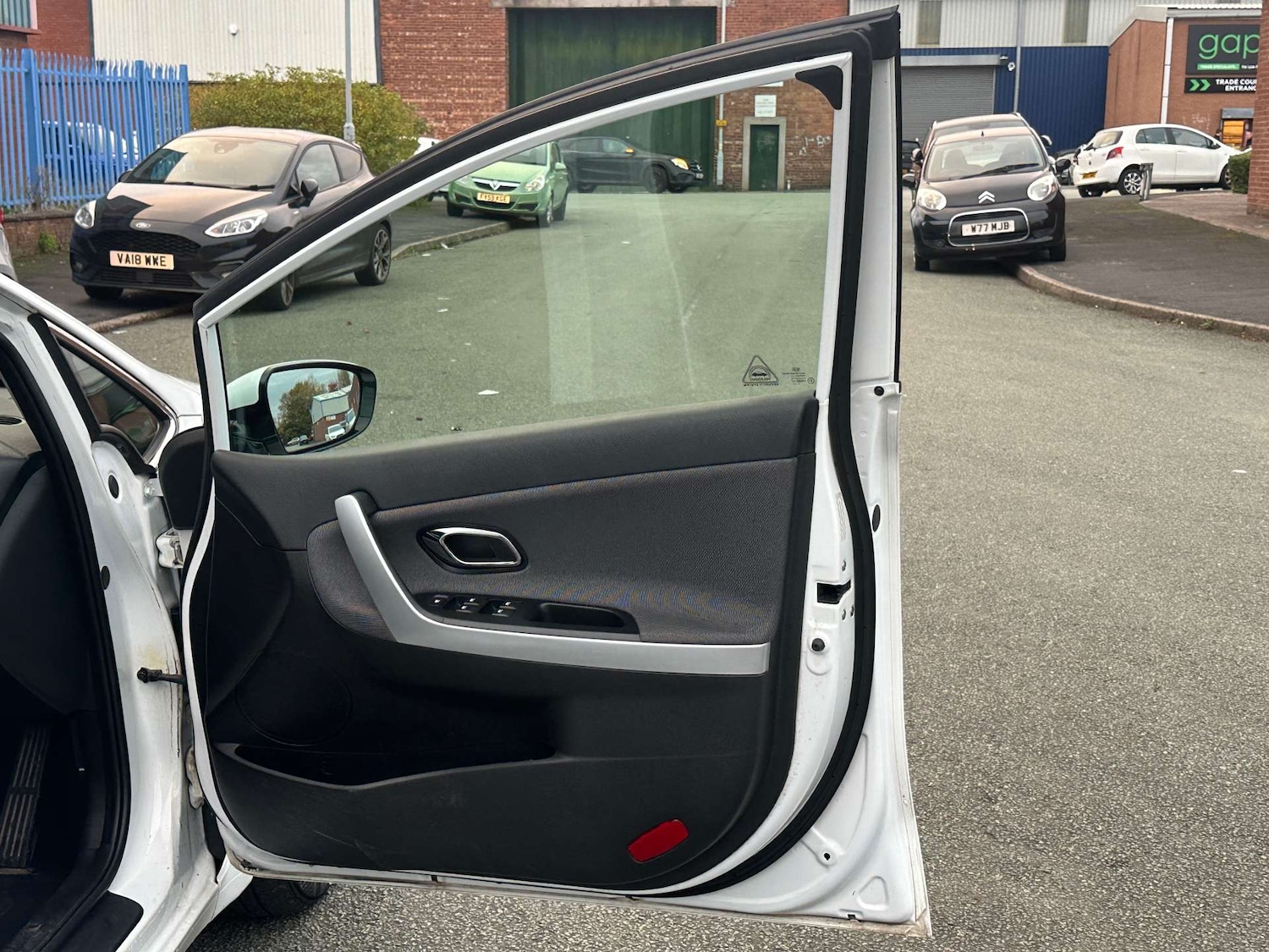 Used Kia Ceed 2014 for sale - 76449809: Photo 24