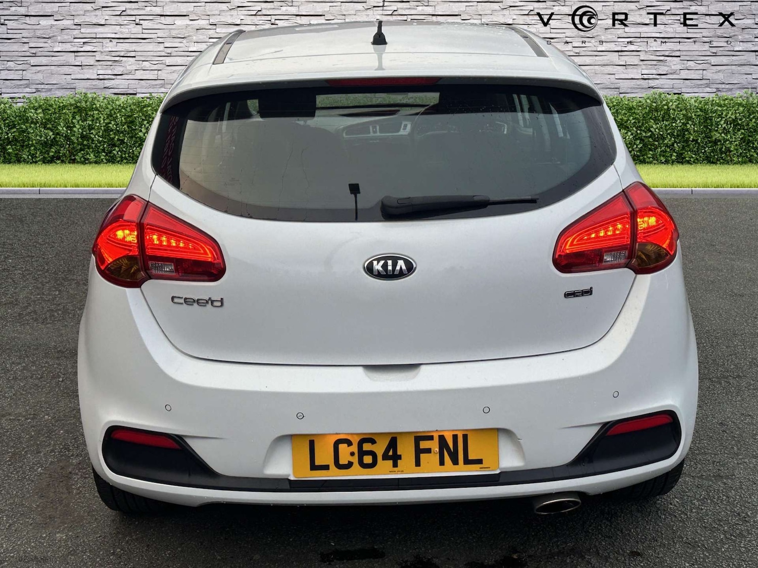 Used Kia Ceed 2014 for sale - 76449809: Photo 8