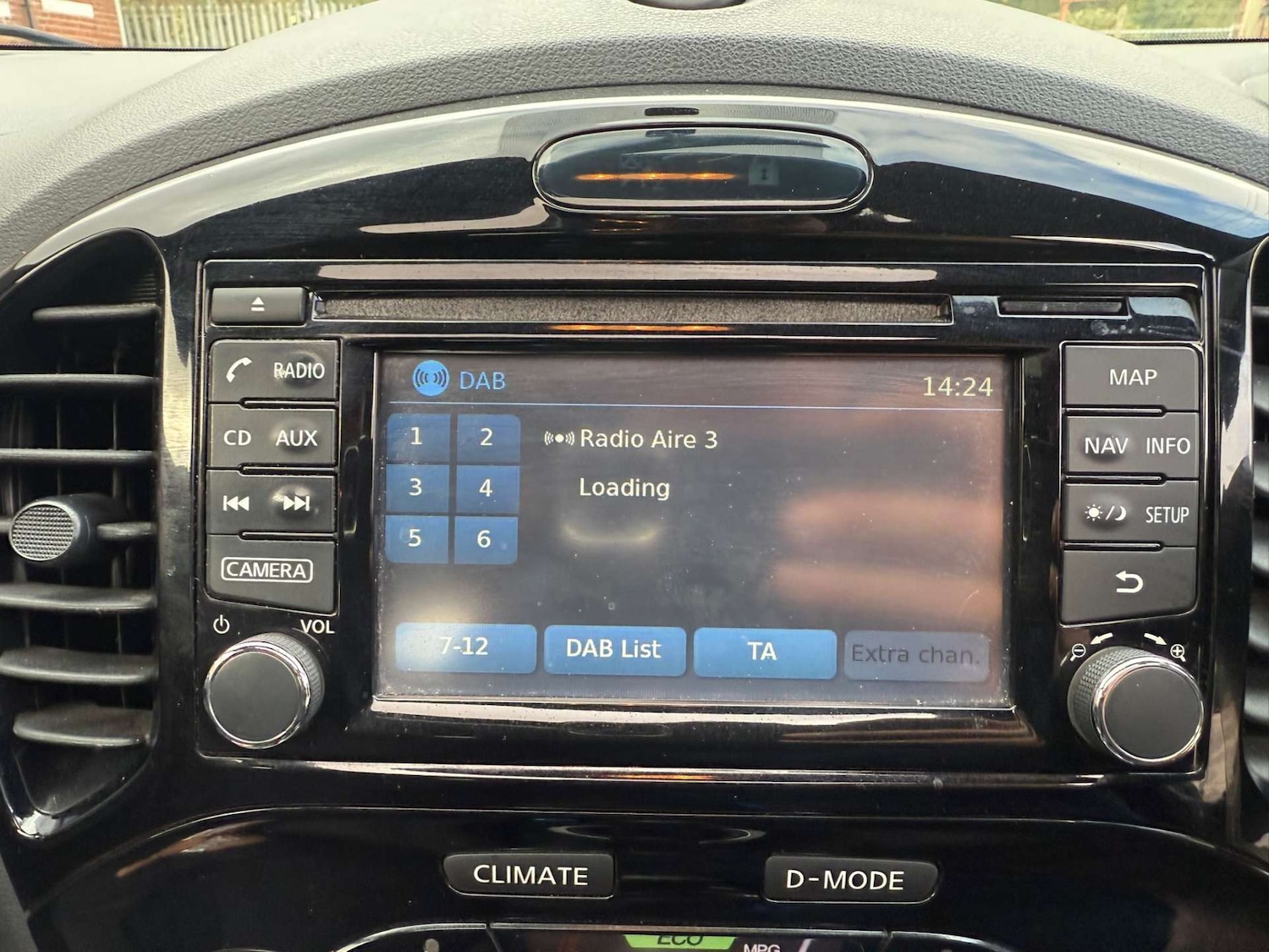 Used Nissan Juke 2015 for sale - 76438954: Photo 48