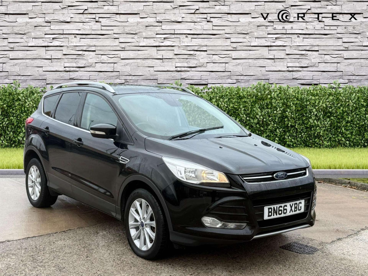 Used Ford Kuga 2016 for sale - 76366162: Photo 1