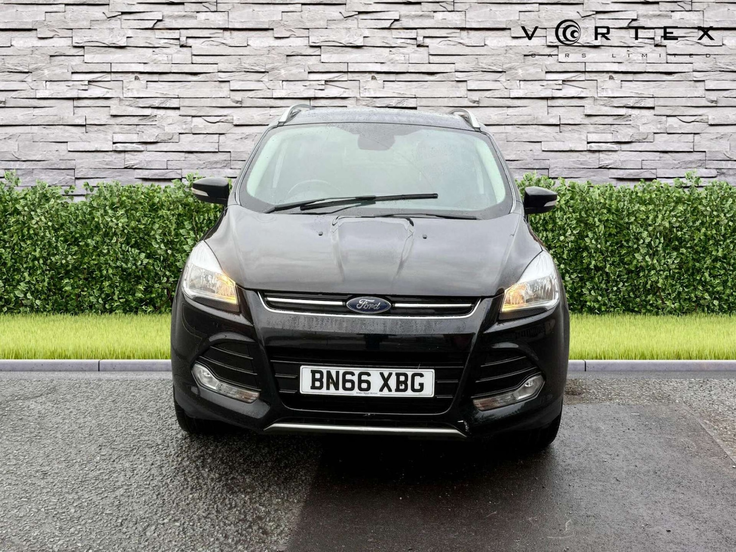 Used Ford Kuga 2016 for sale - 76366162: Photo 2