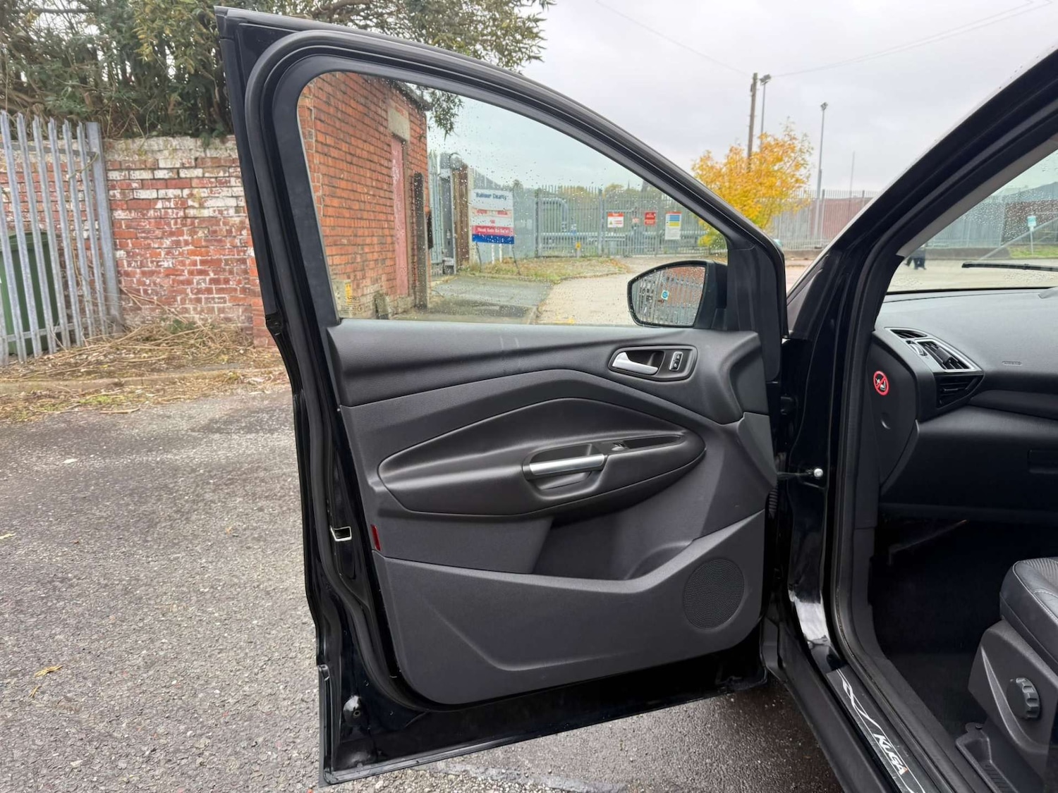 Used Ford Kuga 2016 for sale - 76366162: Photo 28