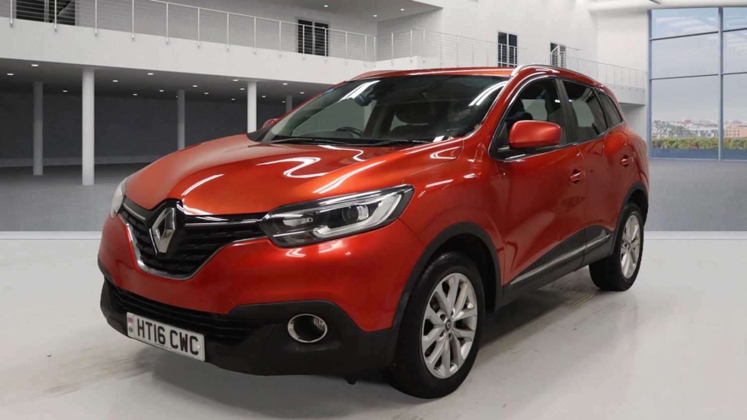 Used Renault Kadjar 2016 for sale - 76449807: Photo 2