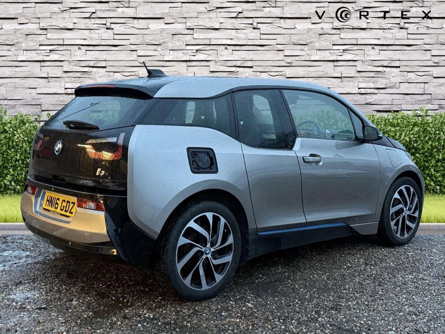 Used BMW i3 2016 for sale - 76969206: Photo 2
