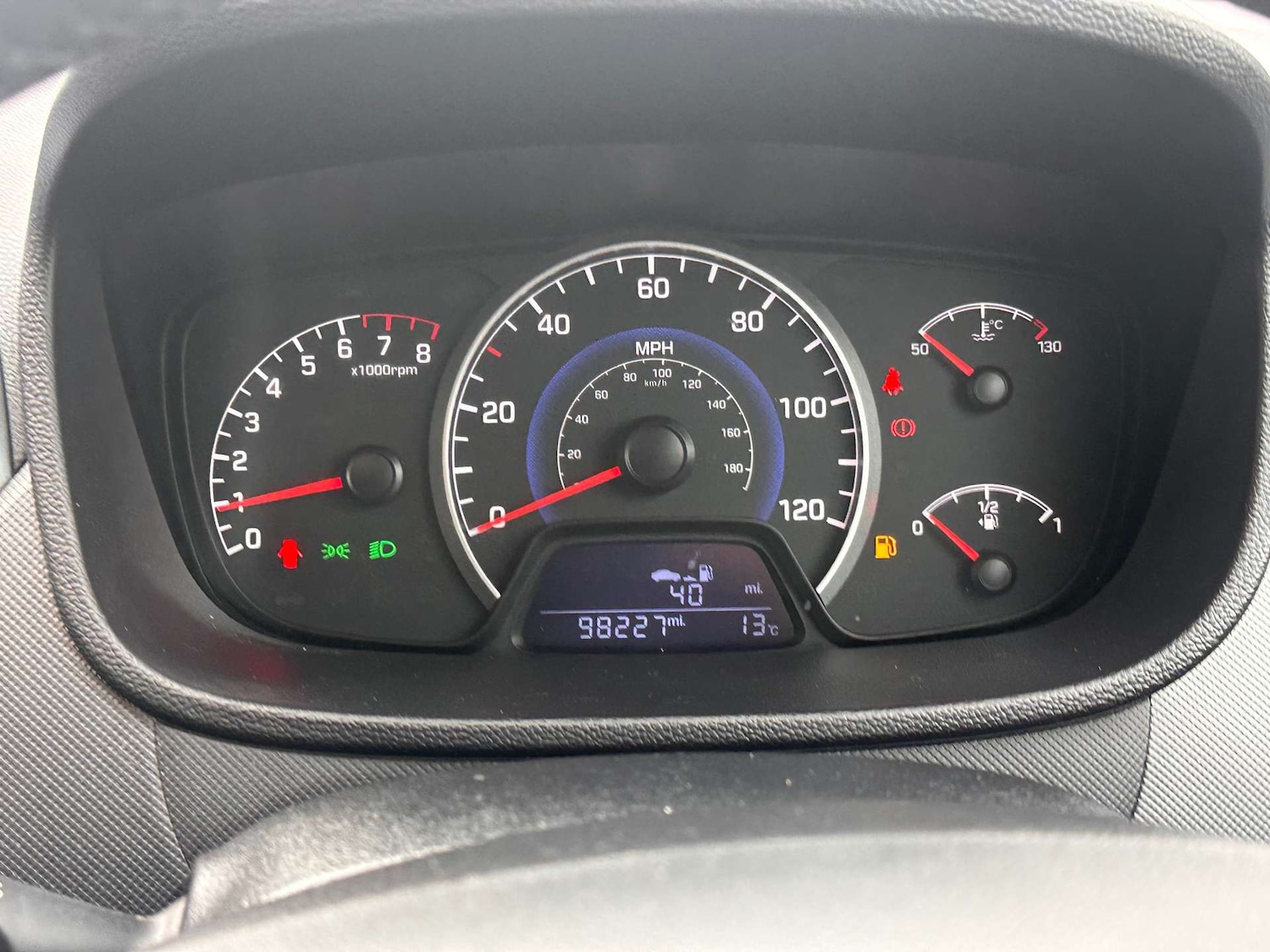 Used Hyundai i10 2017 for sale - 76949871: Photo 36