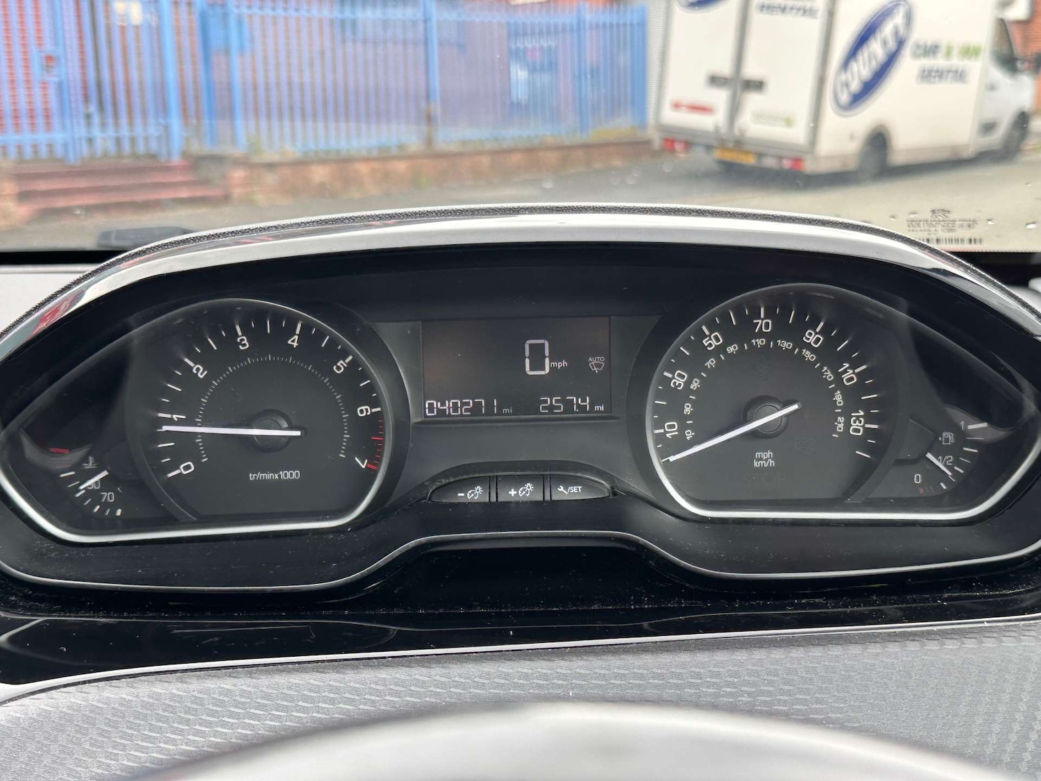 Used Peugeot 208 2016 for sale - 76949866: Photo 18