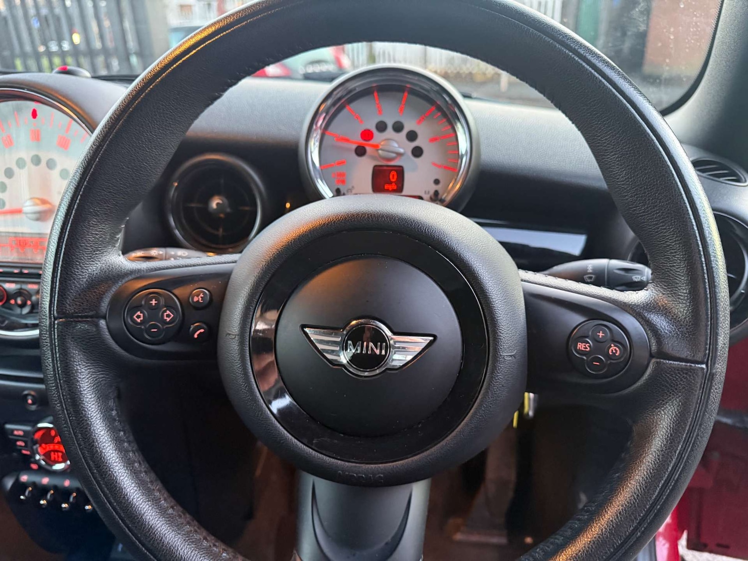 Used MINI Convertible 2013 for sale - 76921212: Photo 10