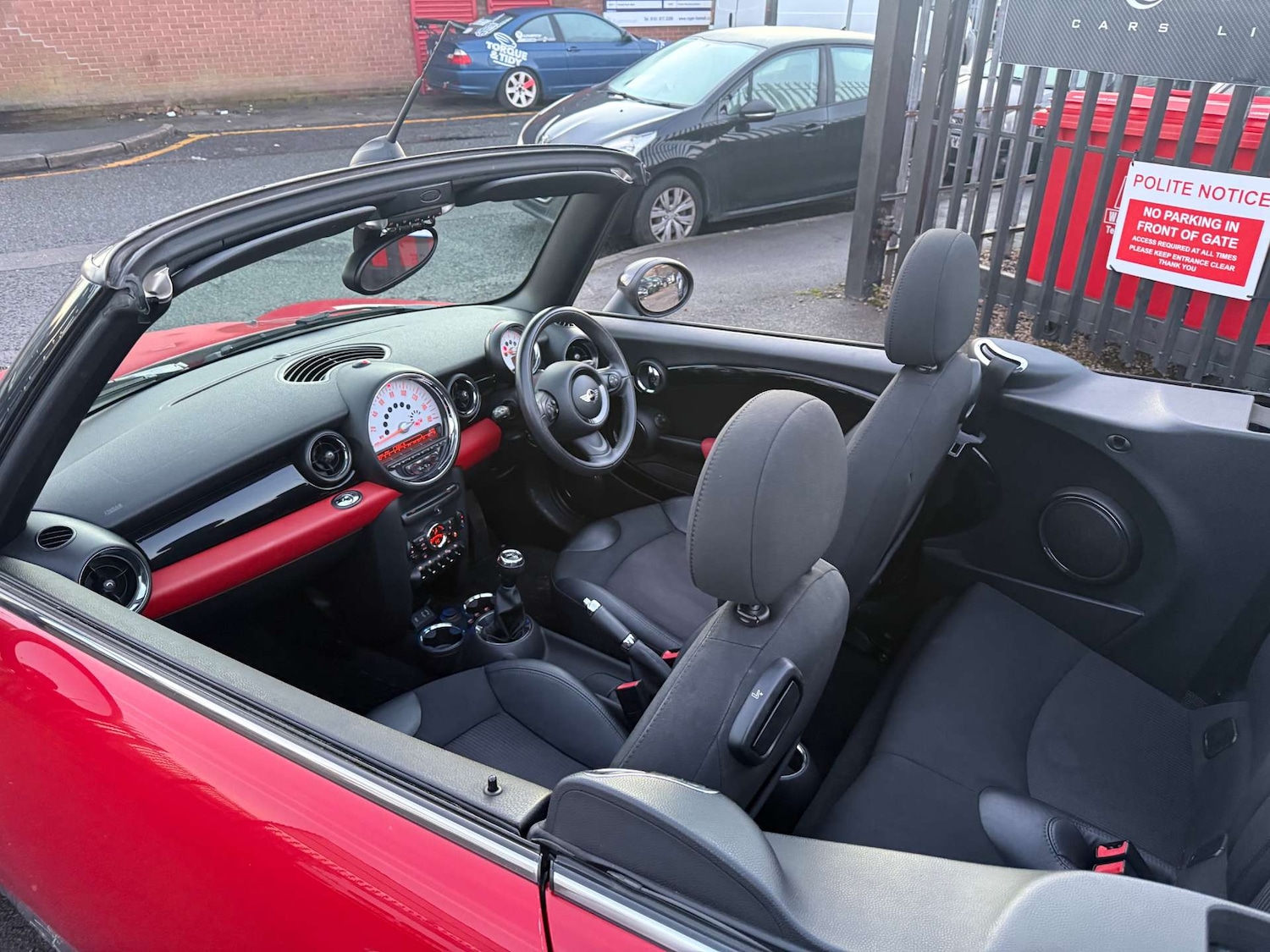 Used MINI Convertible 2013 for sale - 76921212: Photo 29