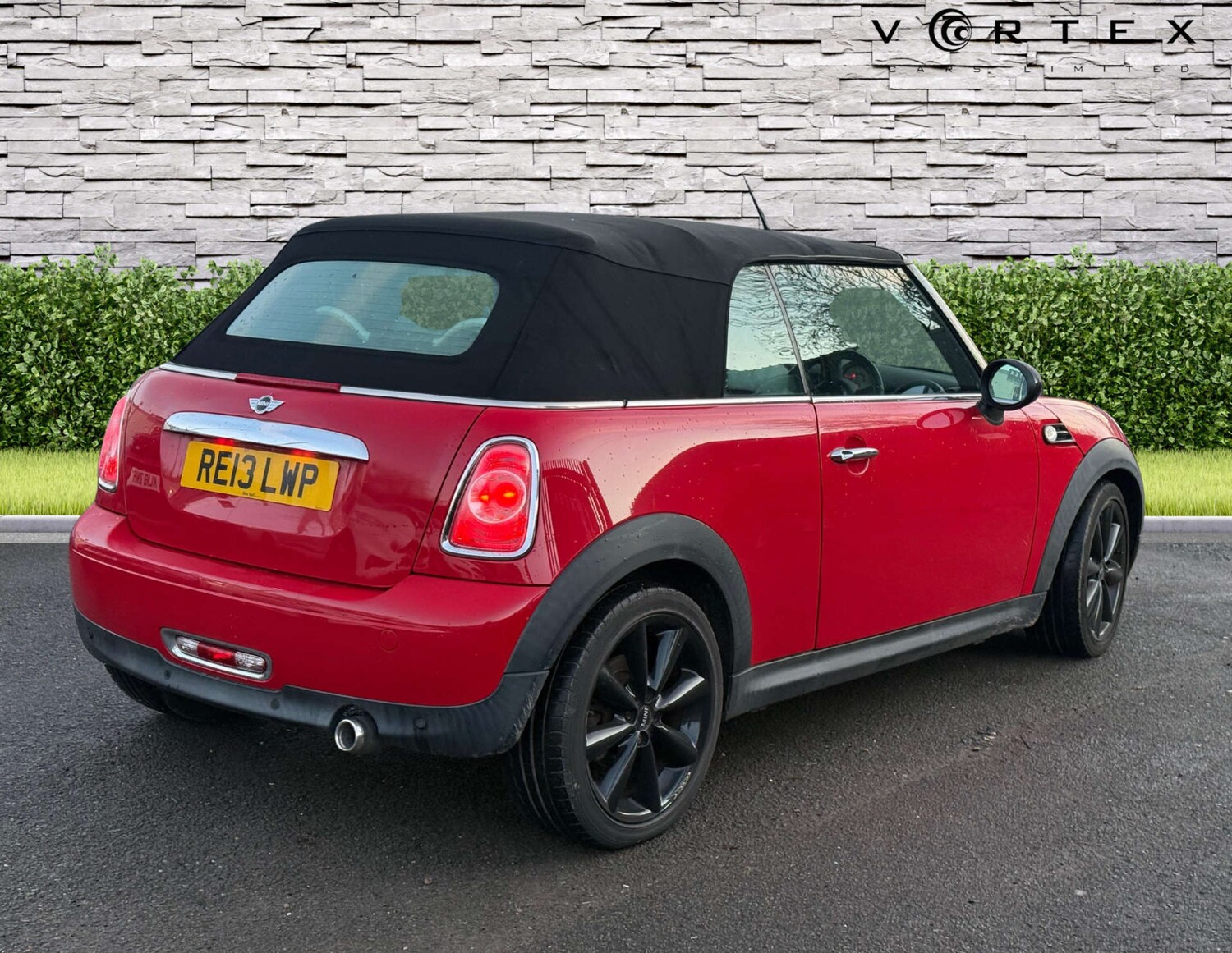Used MINI Convertible 2013 for sale - 76921212: Photo 4