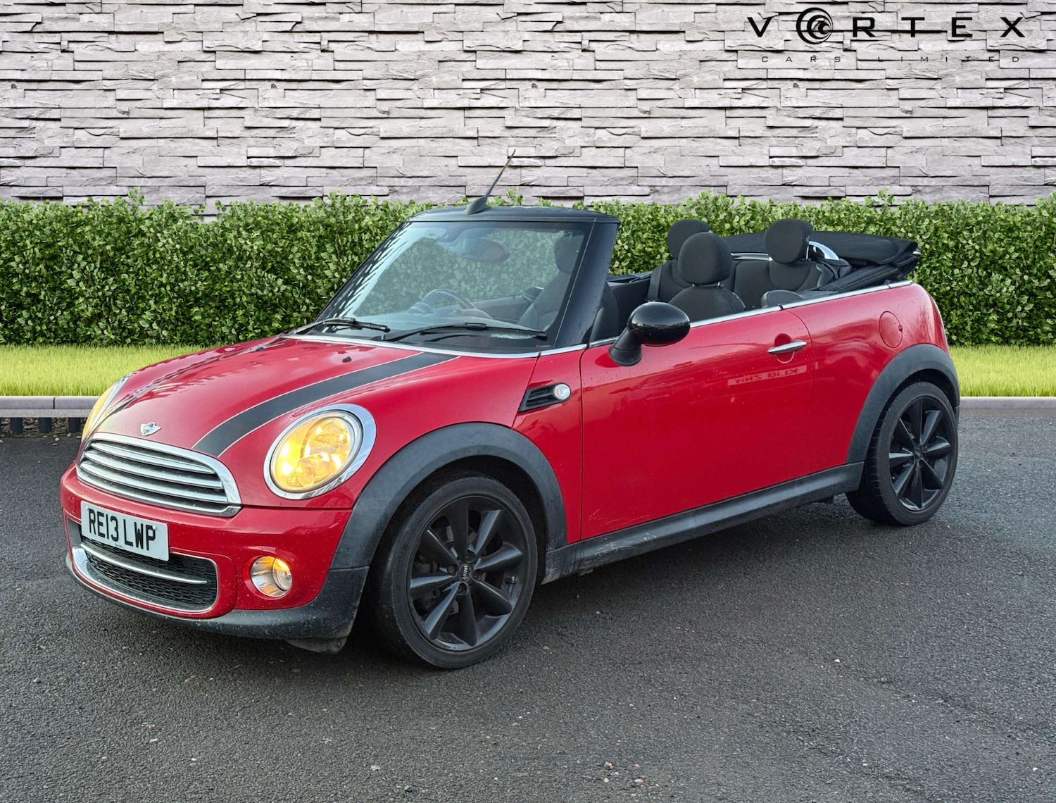 Used MINI Convertible 2013 for sale - 76921212: Photo 5