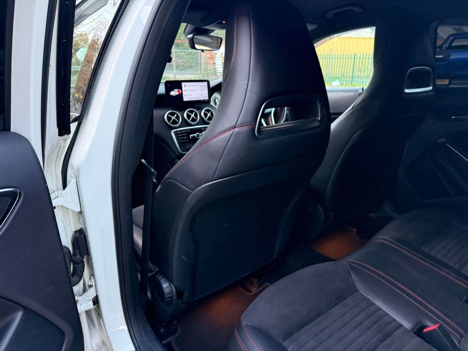 Used Mercedes-Benz A-Class 2013 for sale - 76451748: Photo 19