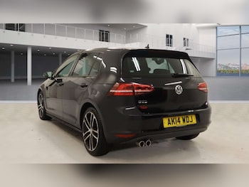 Used Volkswagen Golf 2014 for sale - 77026738: Photo