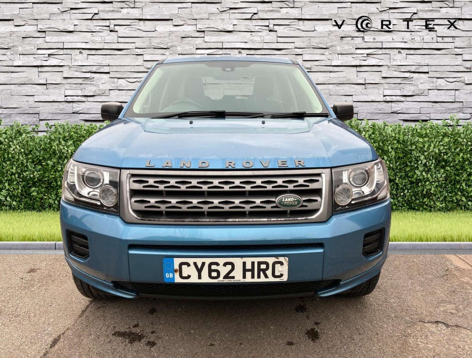 Used Land Rover Freelander 2013 for sale - 76362920: Photo 2