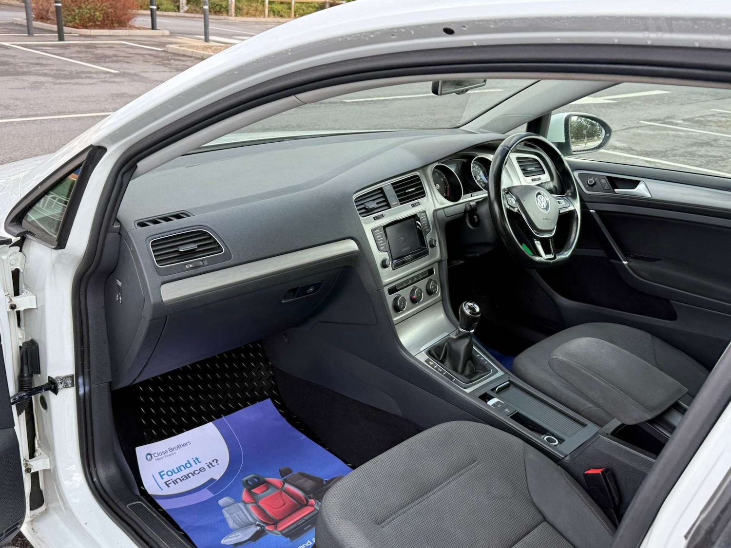 Used Volkswagen Golf 2014 for sale - 76362918: Photo 16