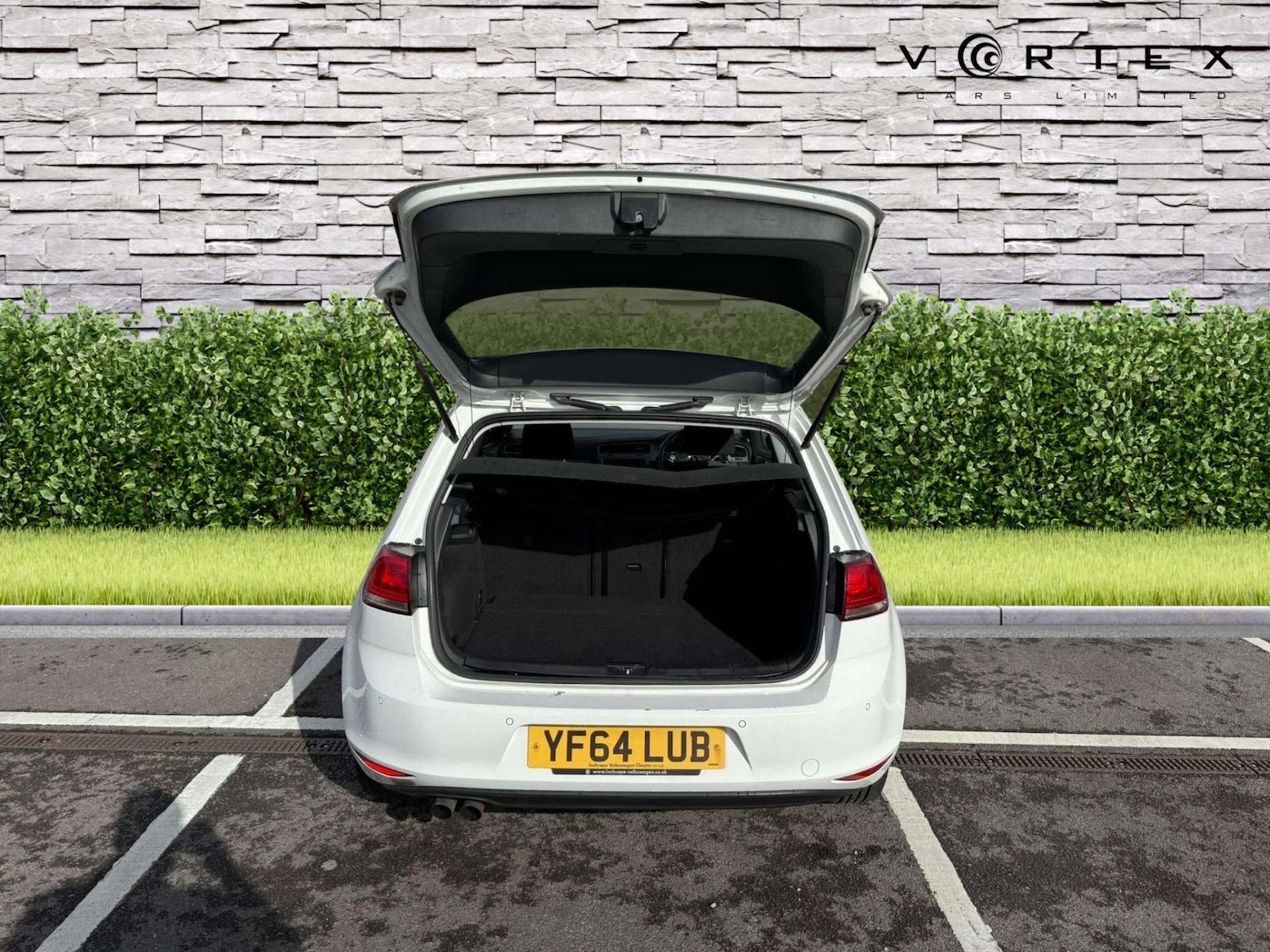 Used Volkswagen Golf 2014 for sale - 76362918: Photo 8