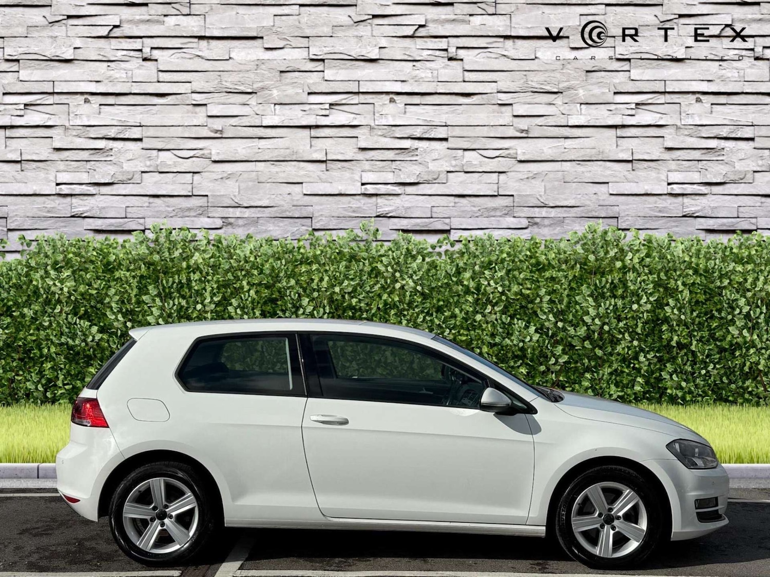 Used Volkswagen Golf 2014 for sale - 76362918: Photo 9