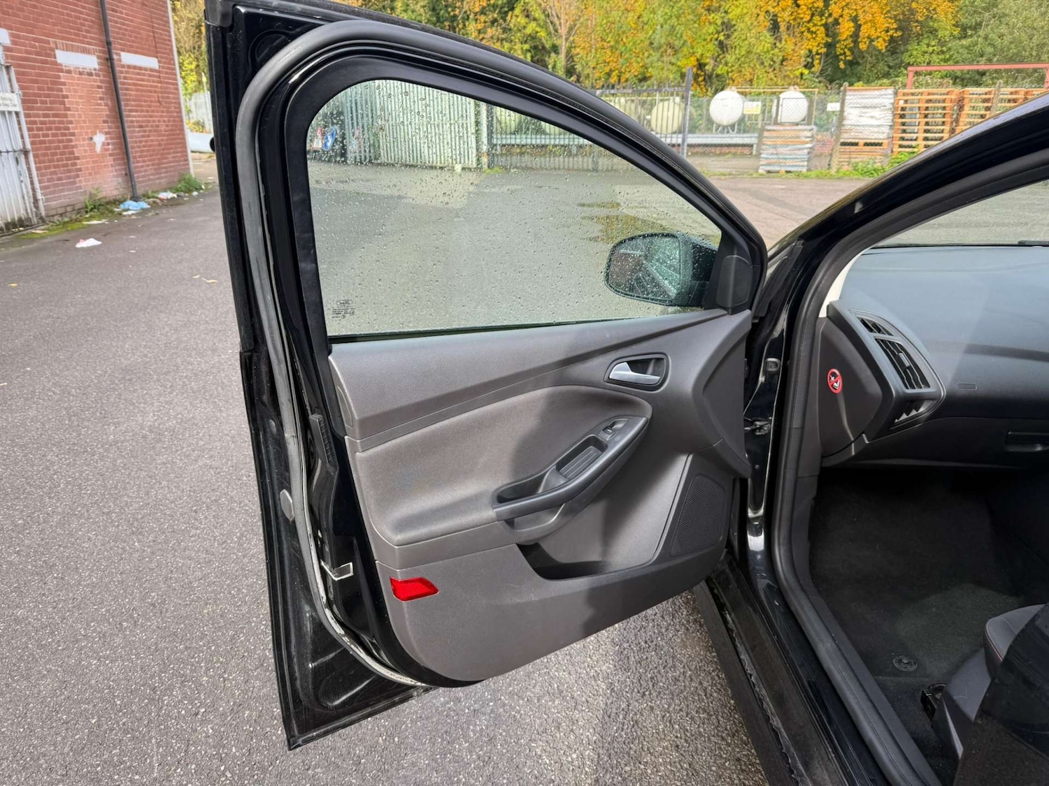 Used Ford Focus 2016 for sale - 76362915: Photo 19