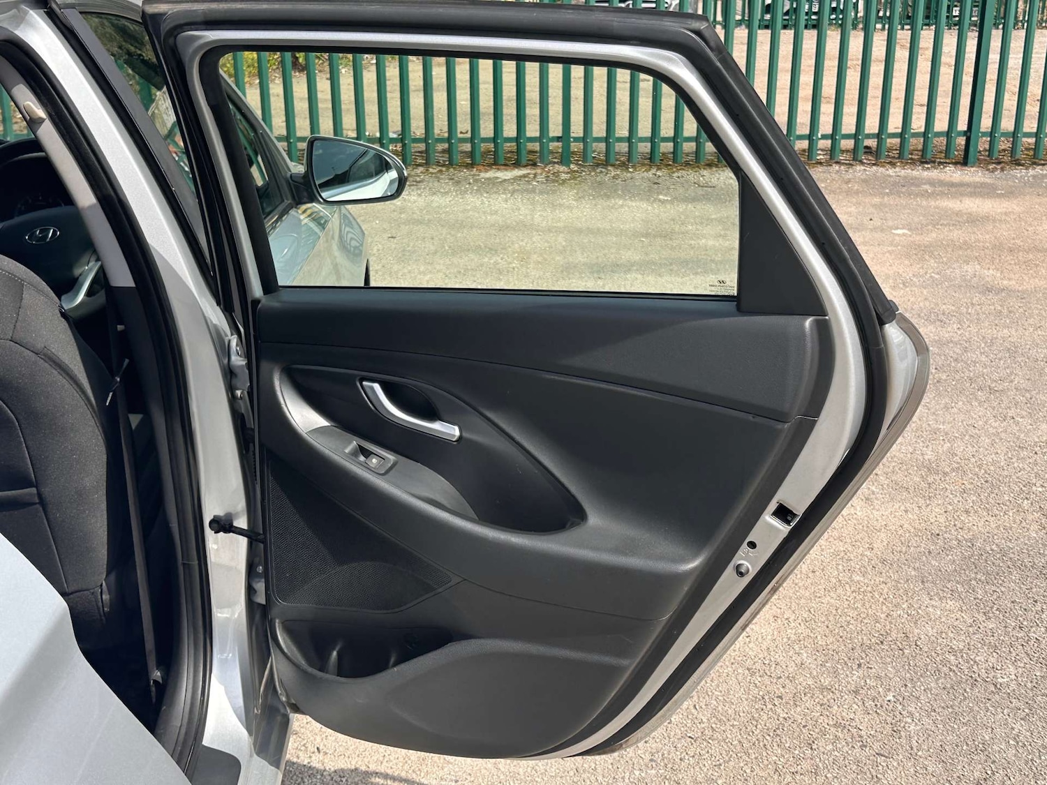 Used Hyundai i30 2018 for sale - 76362914: Photo 34