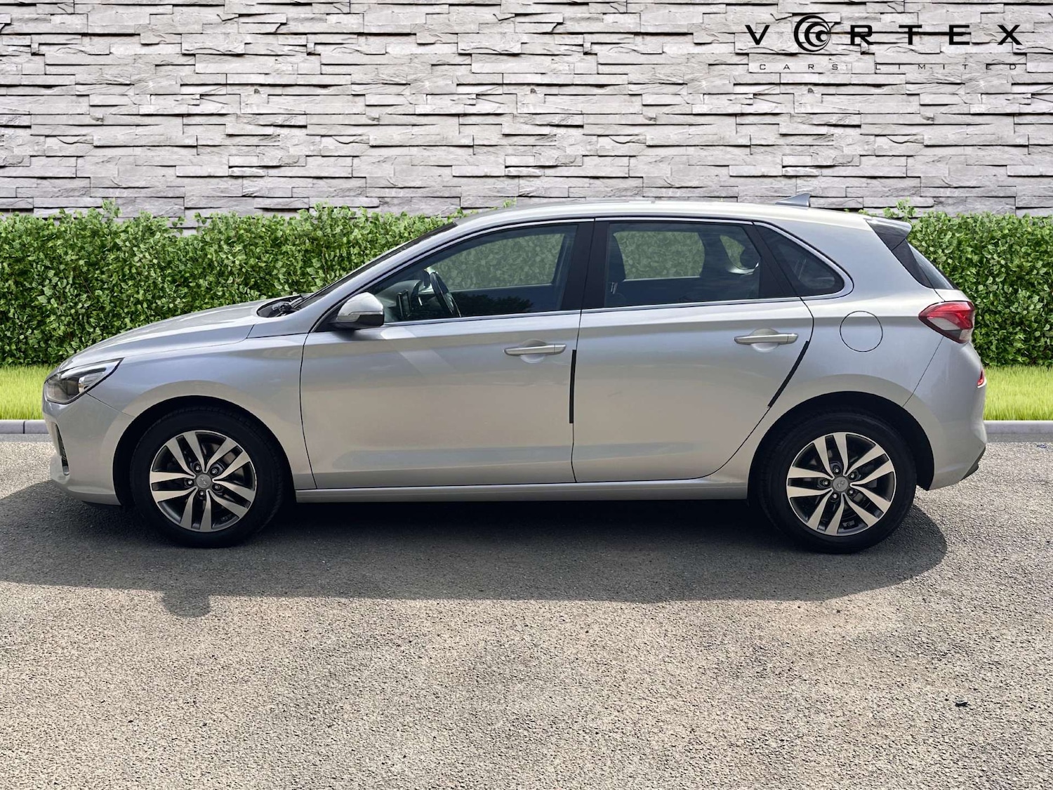 Used Hyundai i30 2018 for sale - 76362914: Photo 5