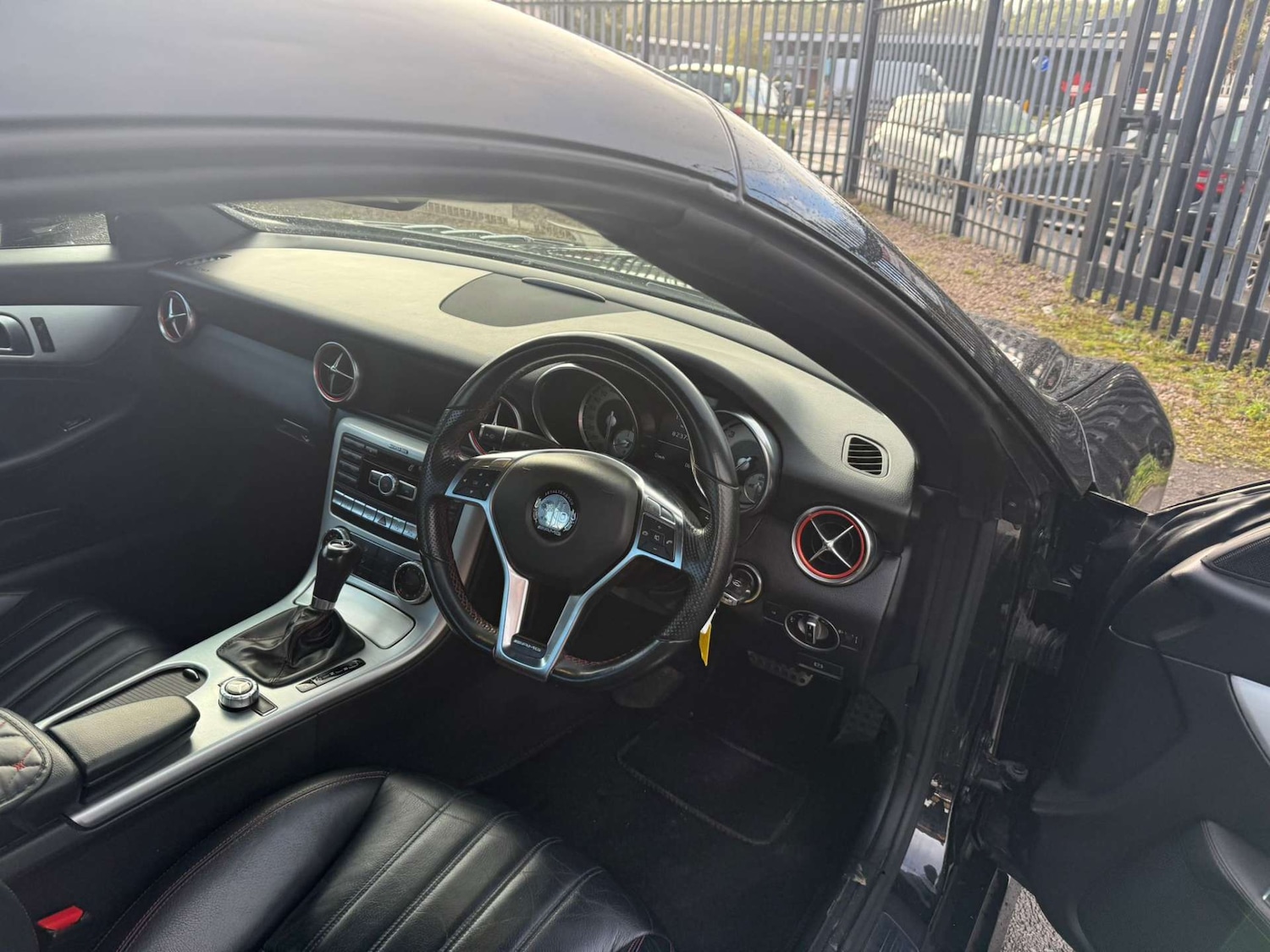 Used Mercedes-Benz SLK 2015 for sale - 76362912: Photo 22