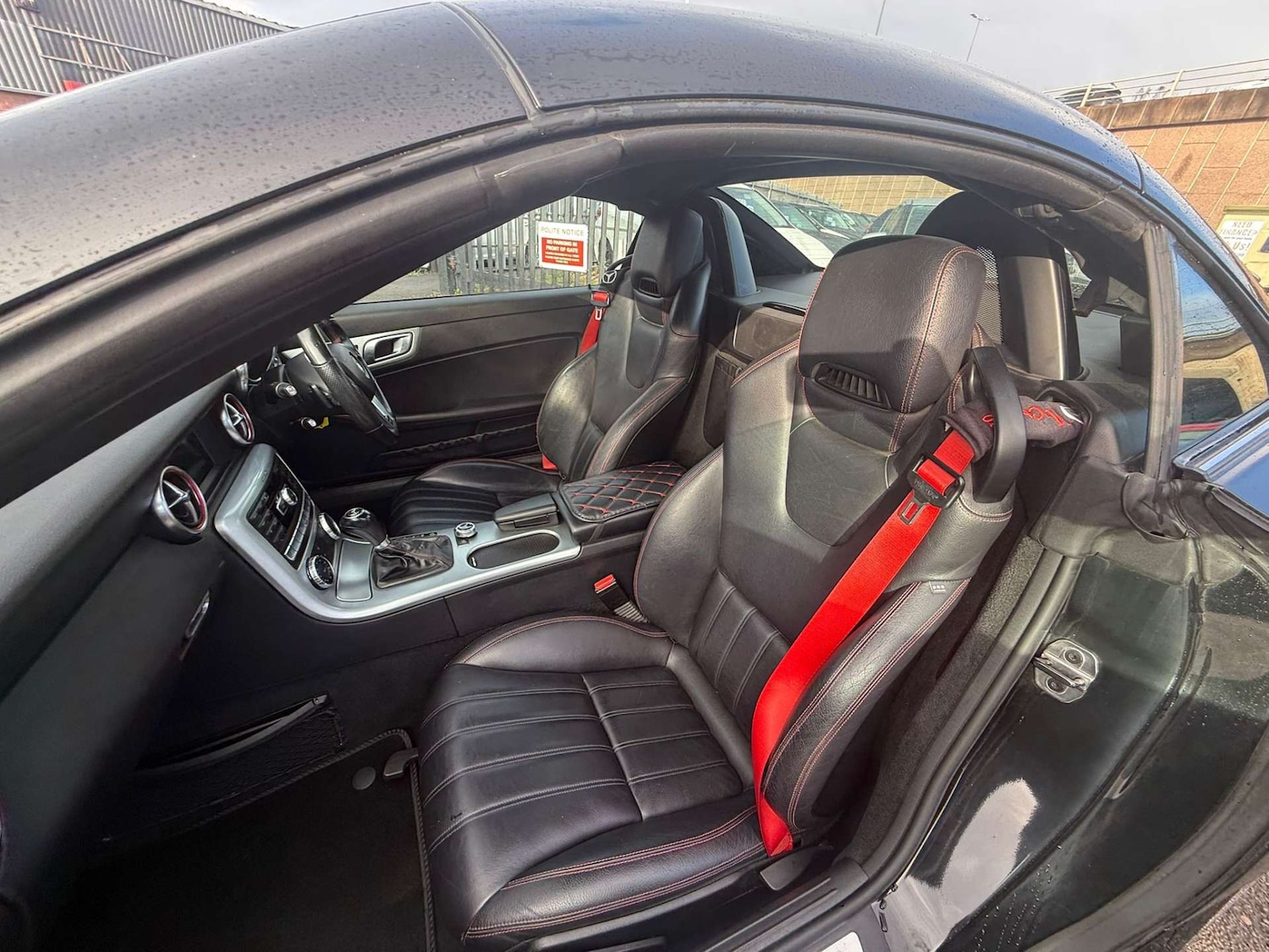 Used Mercedes-Benz SLK 2015 for sale - 76362912: Photo 28