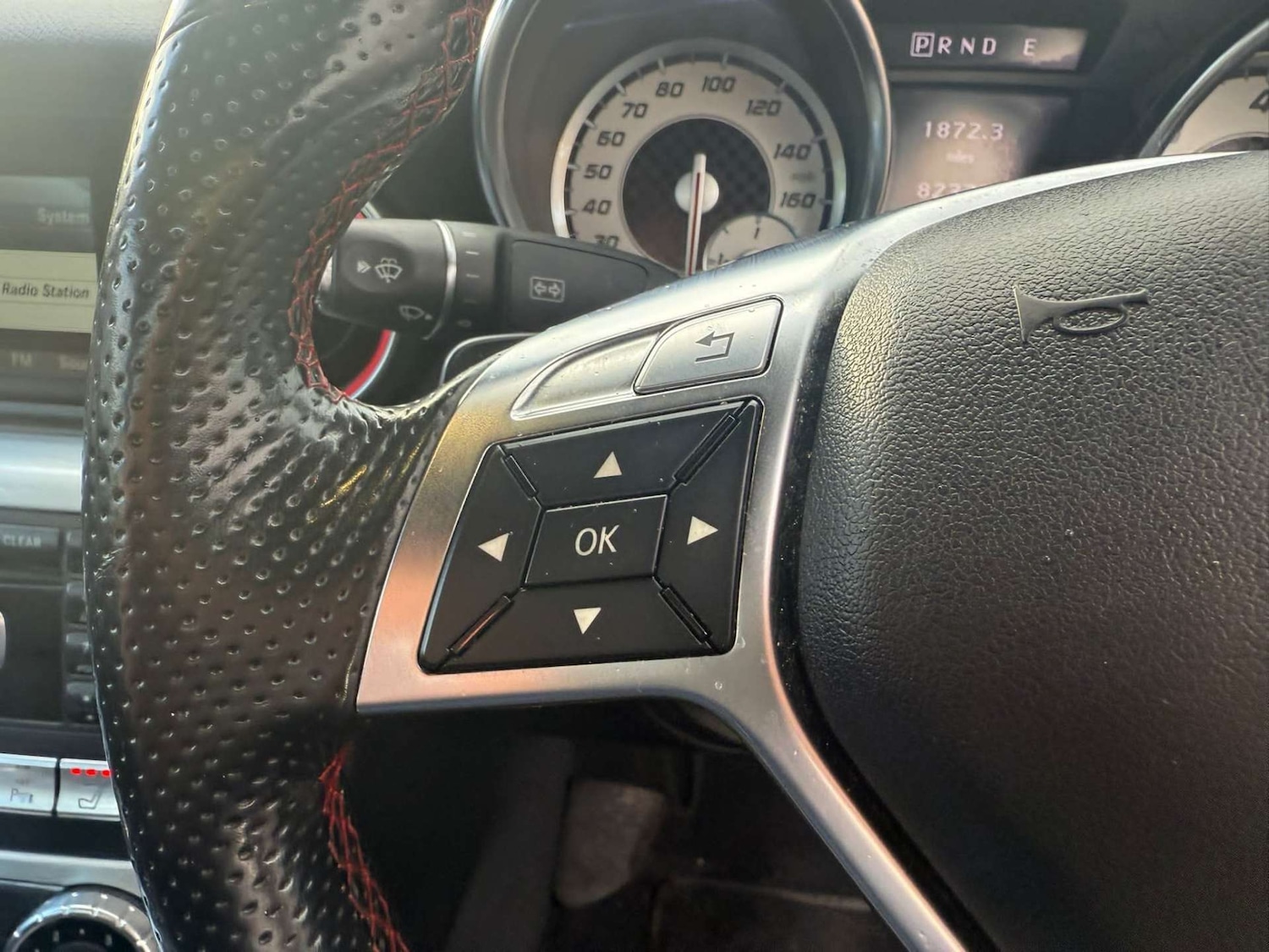 Used Mercedes-Benz SLK 2015 for sale - 76362912: Photo 32